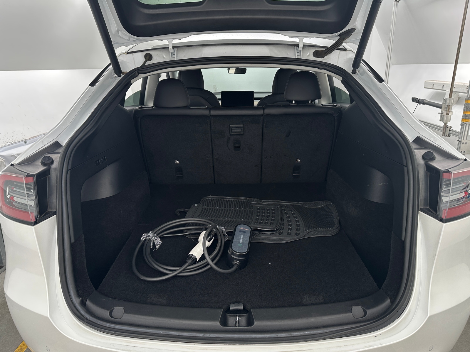 Thumbnail: 2022 Tesla Model Y - 5