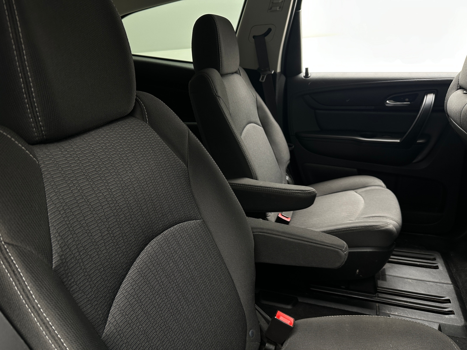 Thumbnail: 2017 Chevrolet Traverse - 6