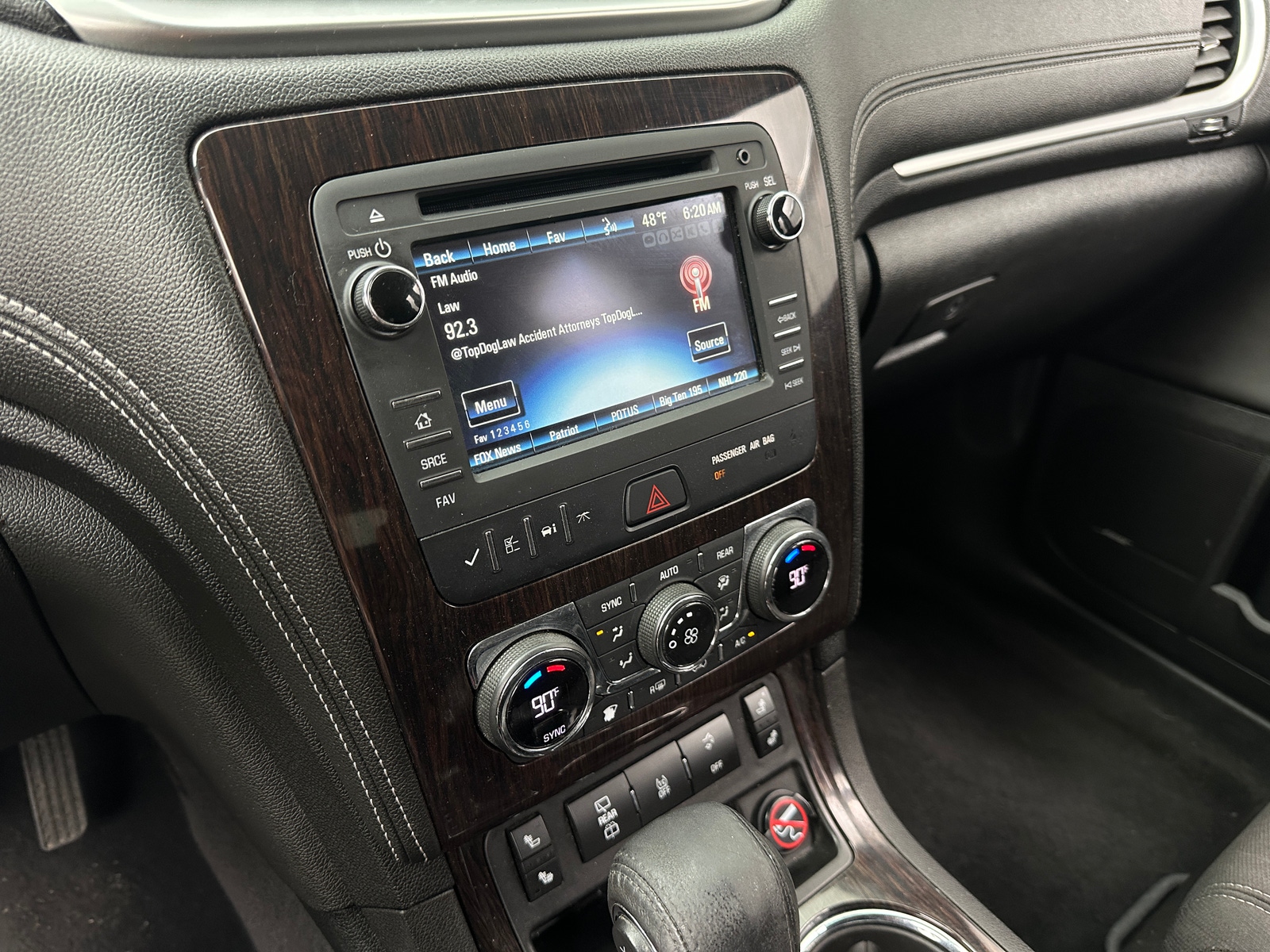 Thumbnail: 2017 Chevrolet Traverse - 4