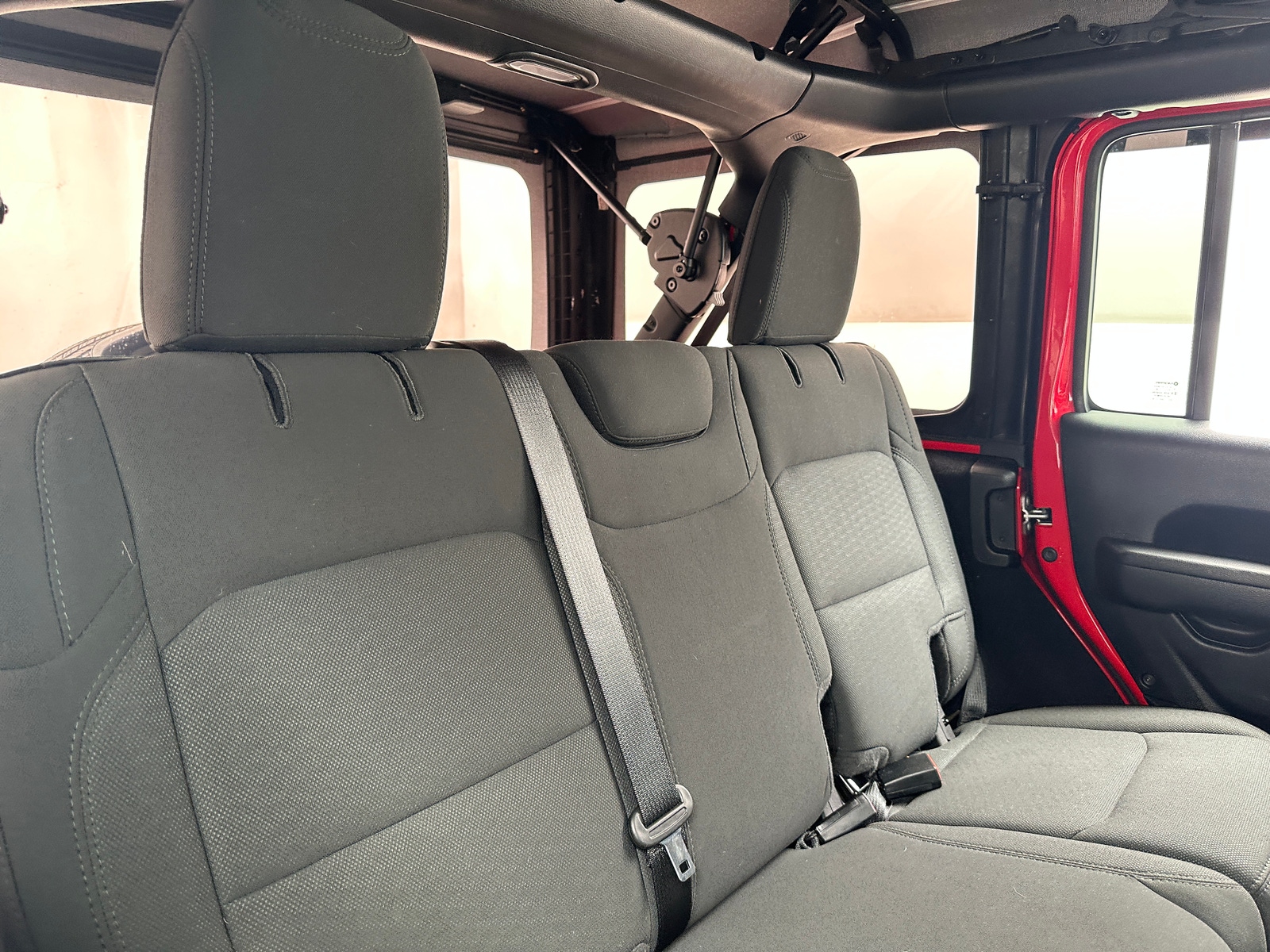 Thumbnail: 2022 Jeep Wrangler - 6