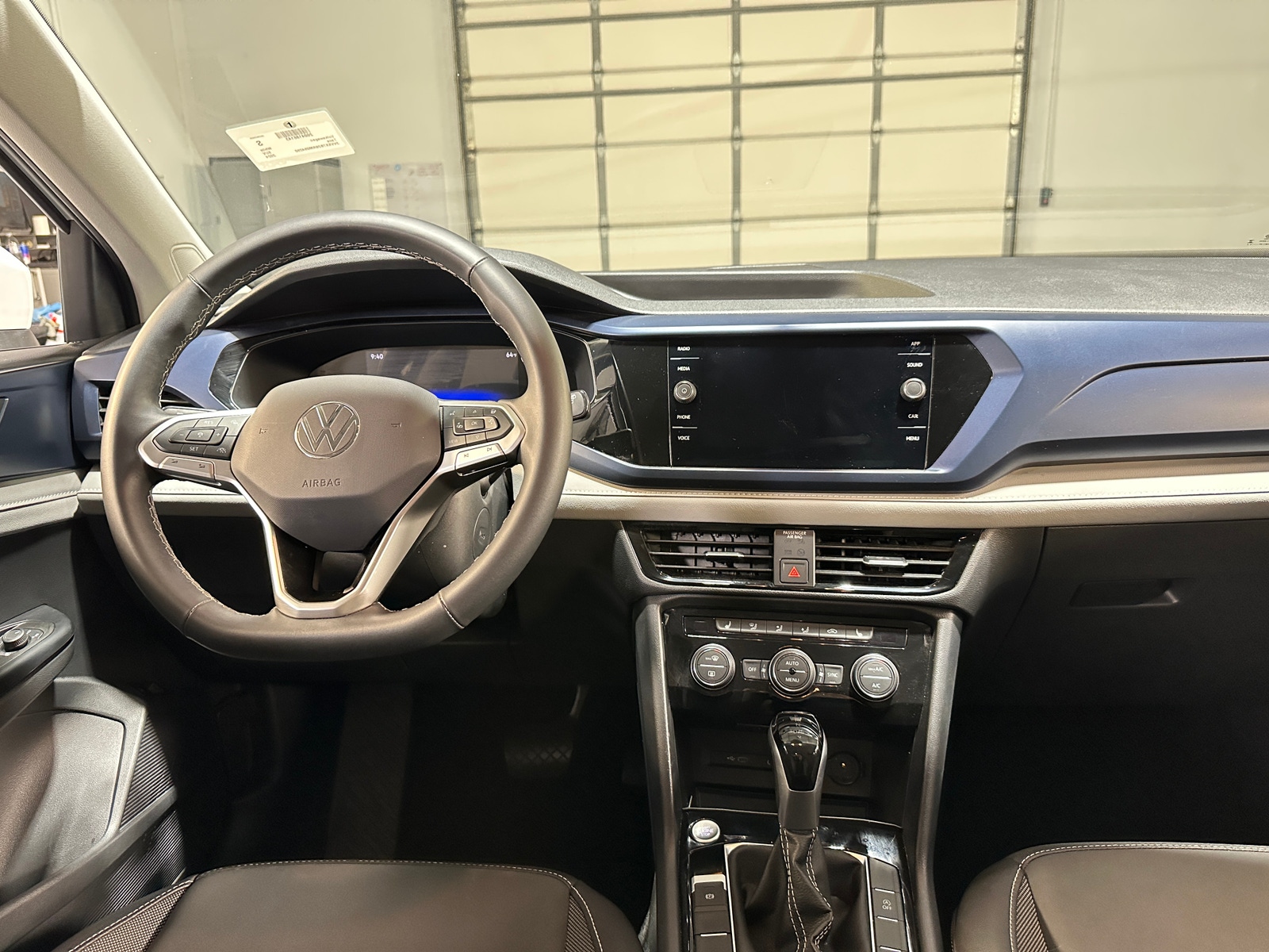 Thumbnail: 2024 Volkswagen Taos - 2