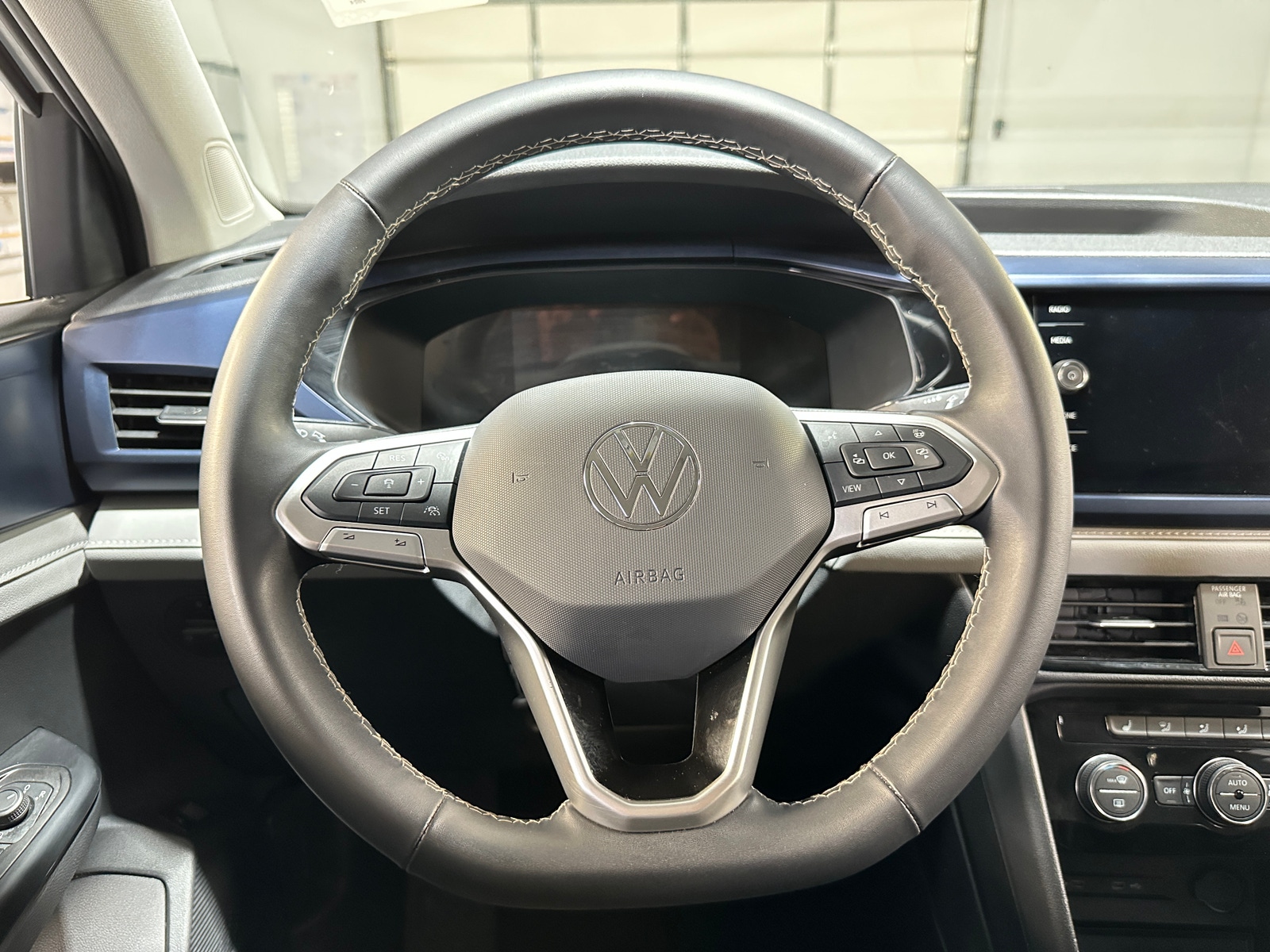 Thumbnail: 2024 Volkswagen Taos - 4