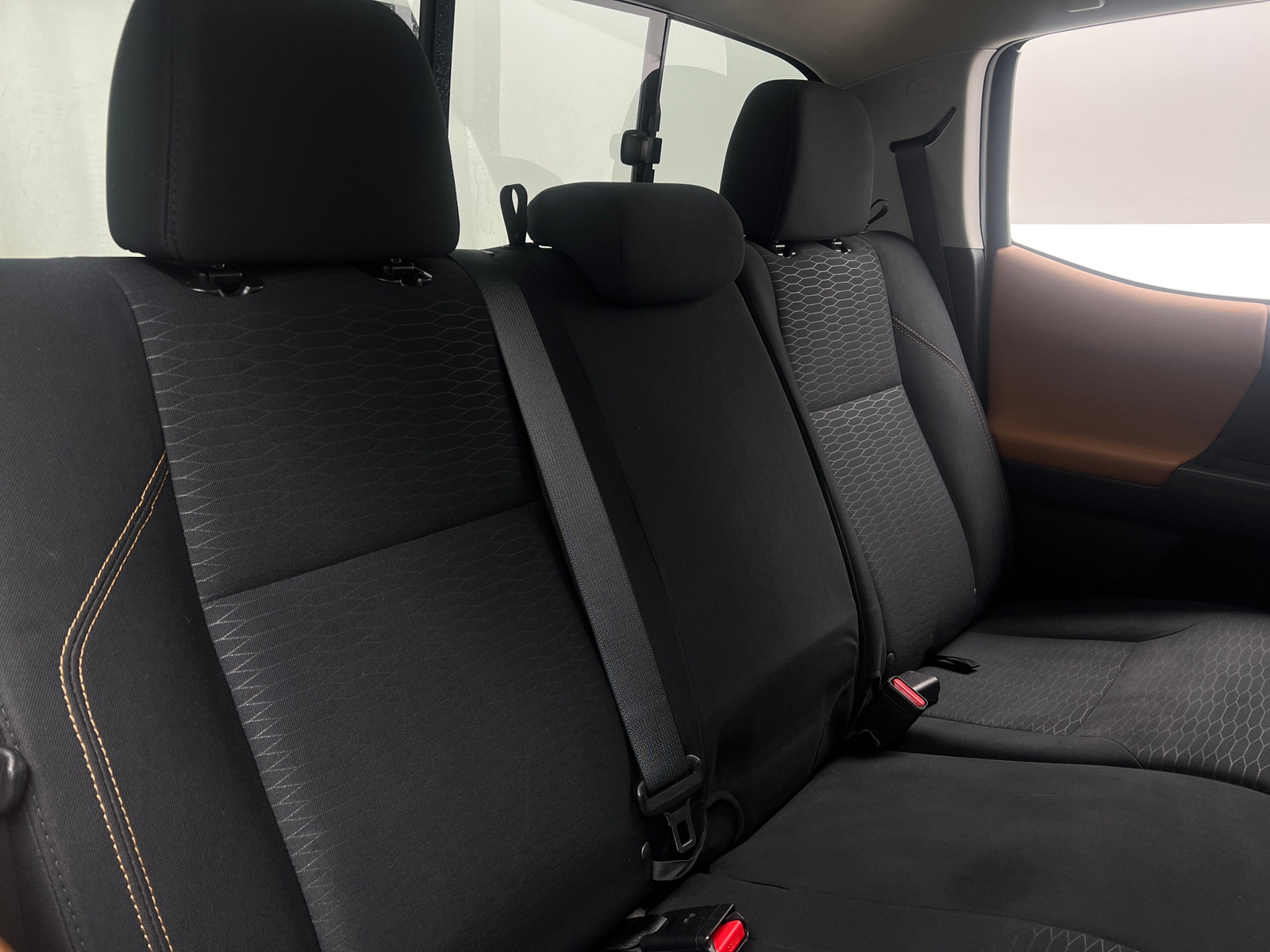 Thumbnail: 2017 Toyota Tacoma - 6