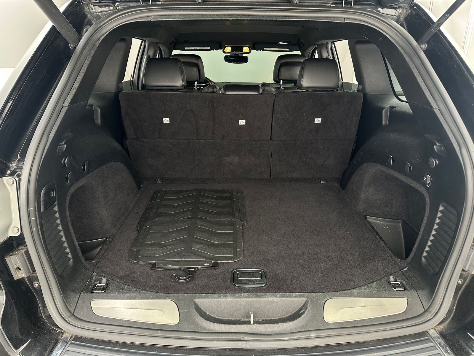 Thumbnail: 2018 Jeep Grand Cherokee - 6