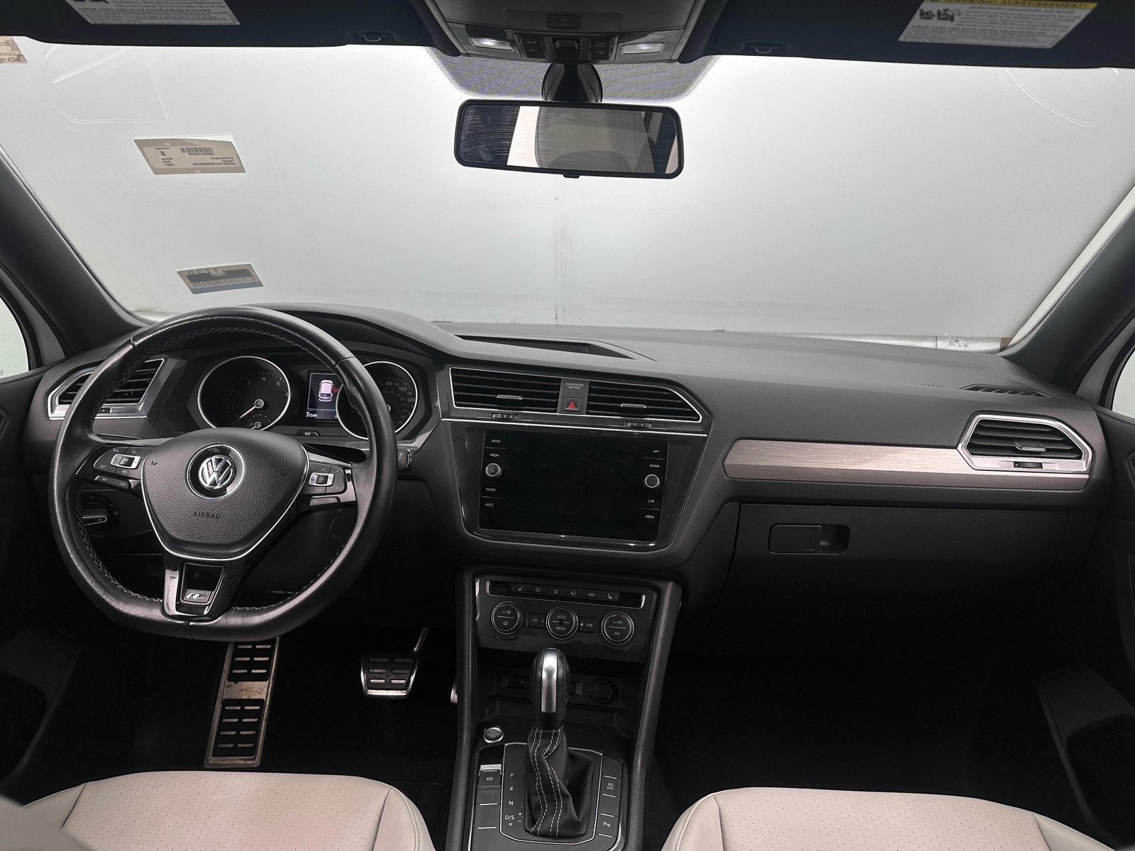 Thumbnail: 2021 Volkswagen Tiguan - 2