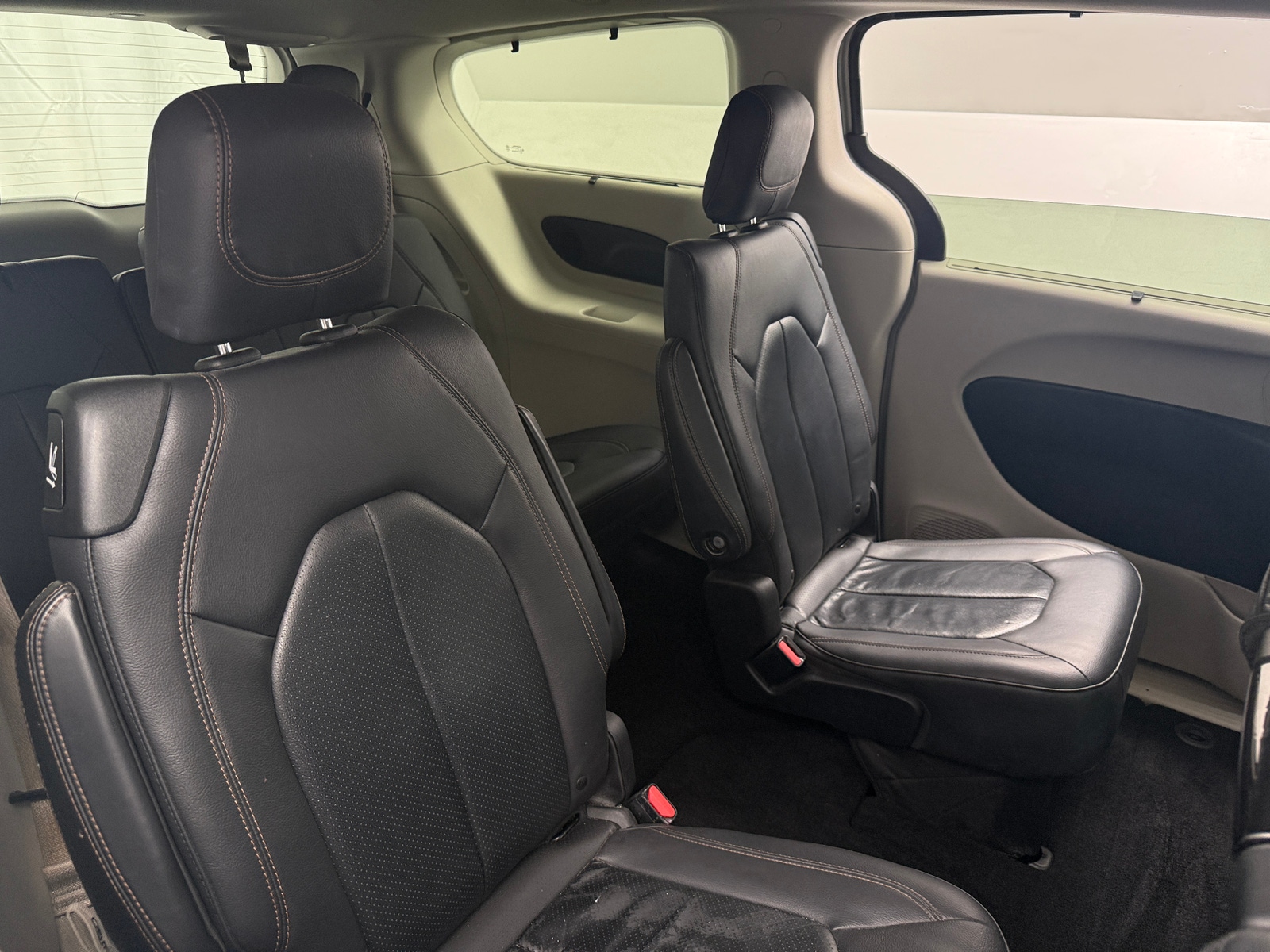 Thumbnail: 2019 Chrysler Pacifica - 5