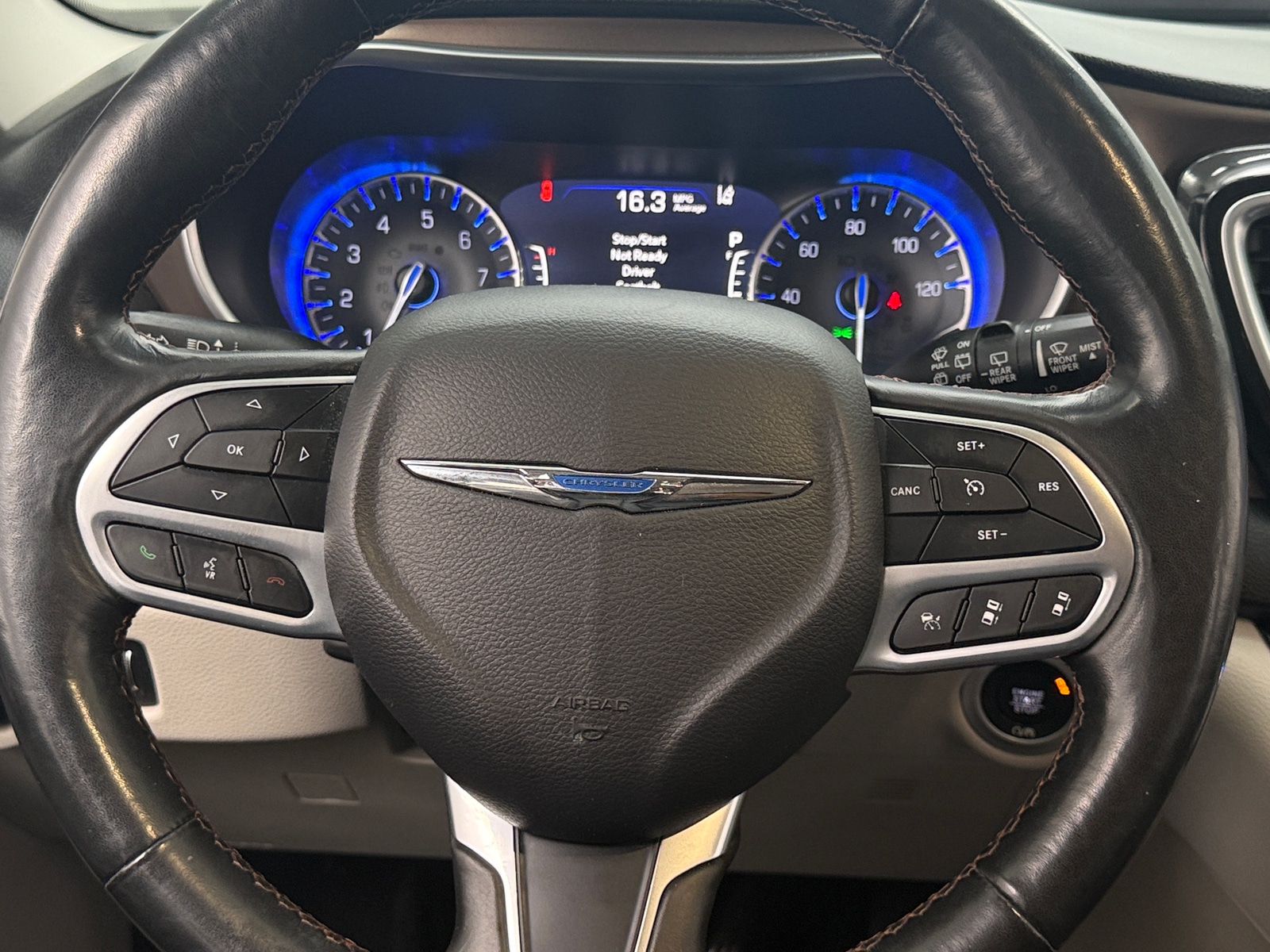 Thumbnail: 2019 Chrysler Pacifica - 4