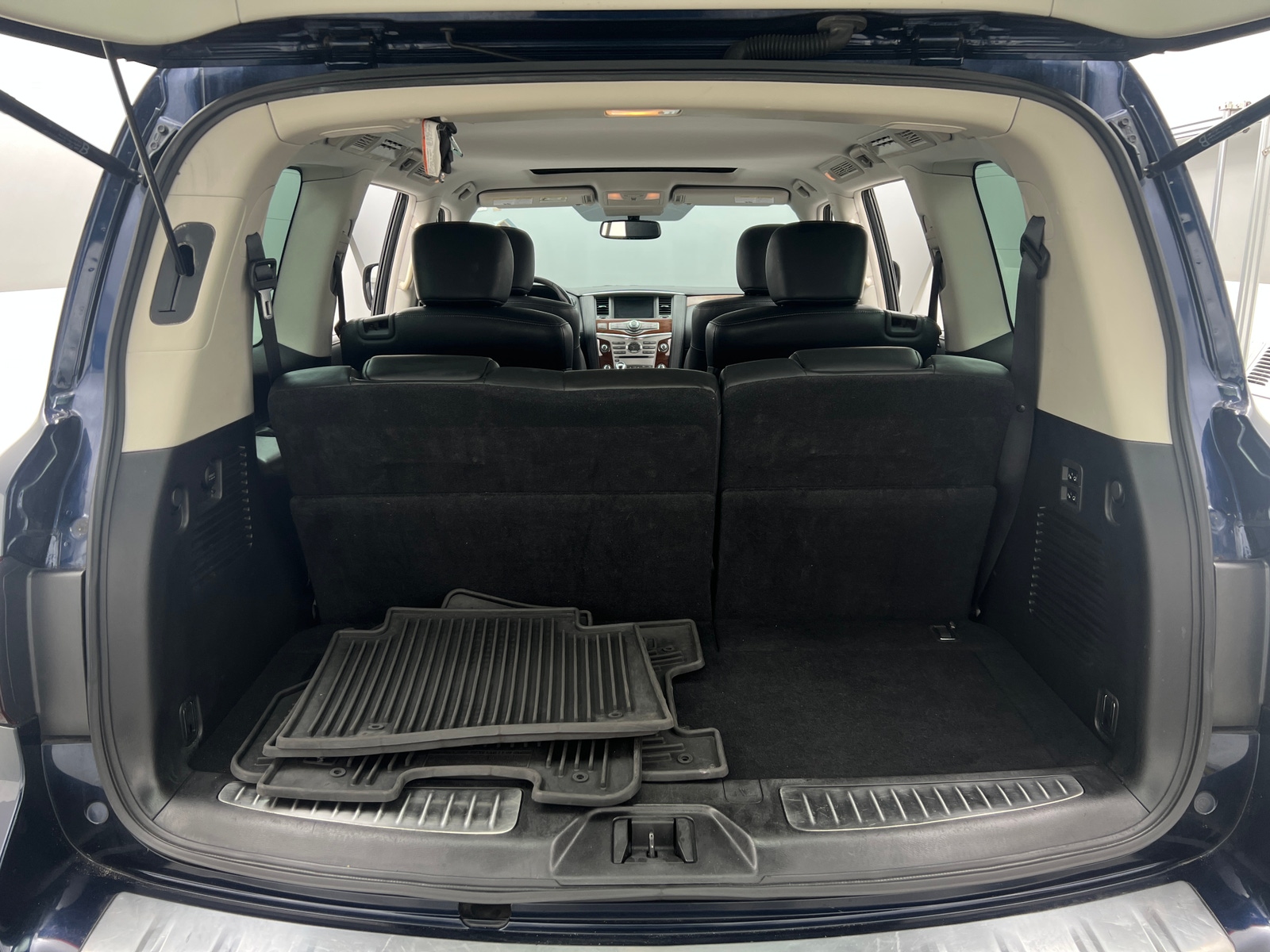 Thumbnail: 2018 INFINITI QX80 - 6