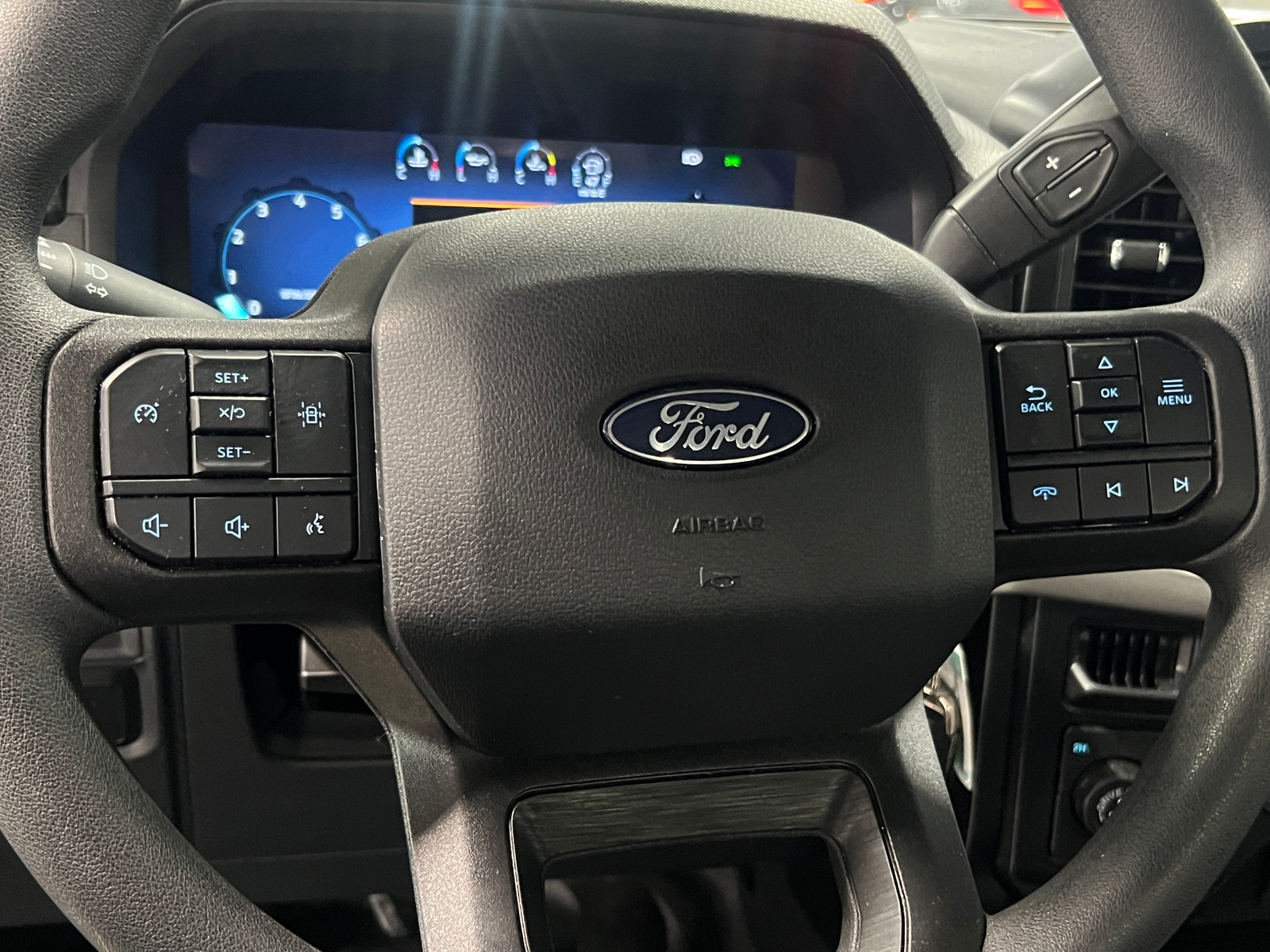 Thumbnail: 2024 Ford Econoline - 5