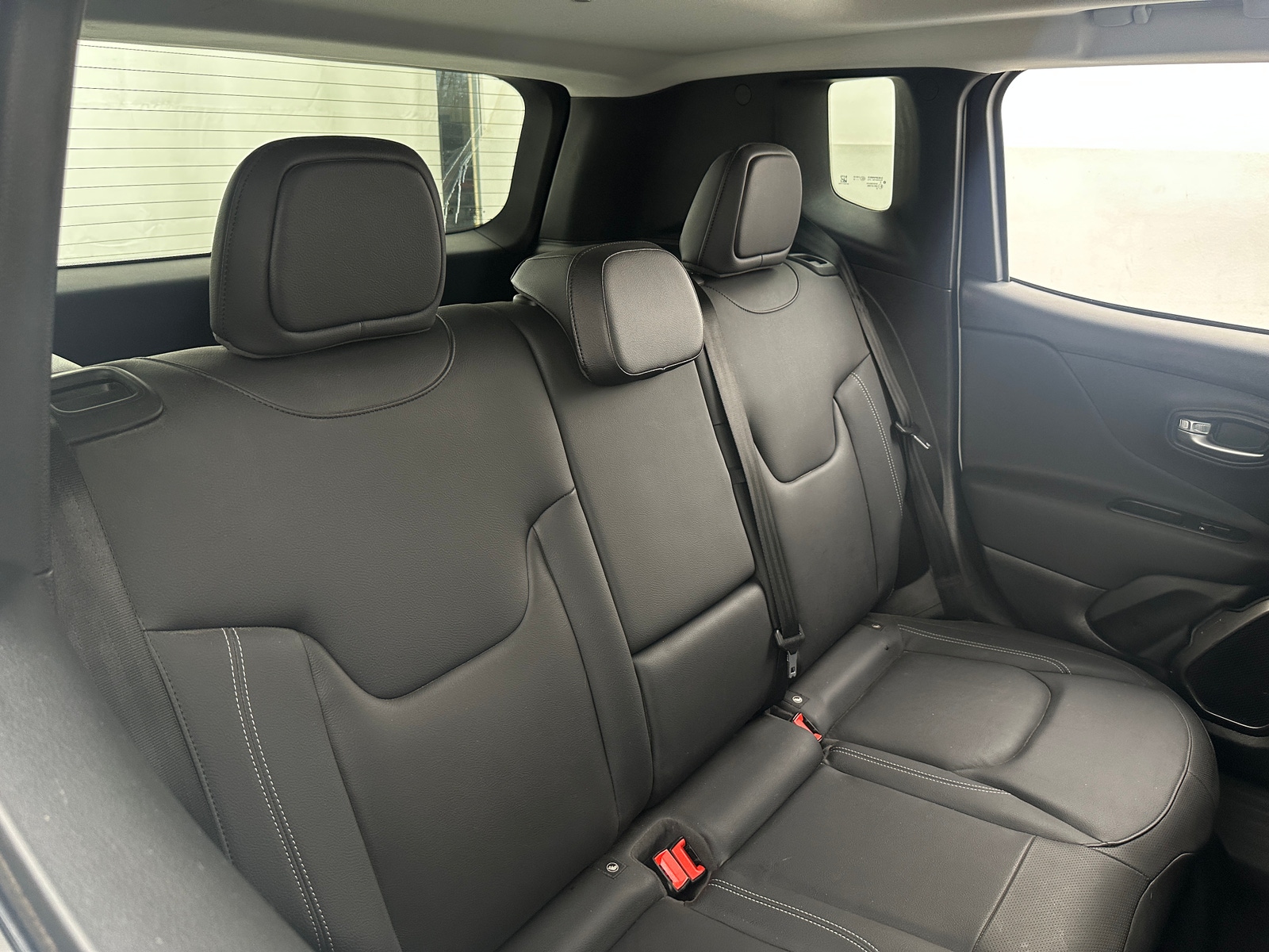 Thumbnail: 2018 Jeep Renegade - 5