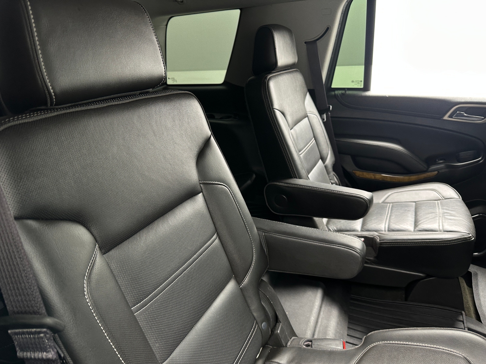 Thumbnail: 2017 GMC Yukon - 5