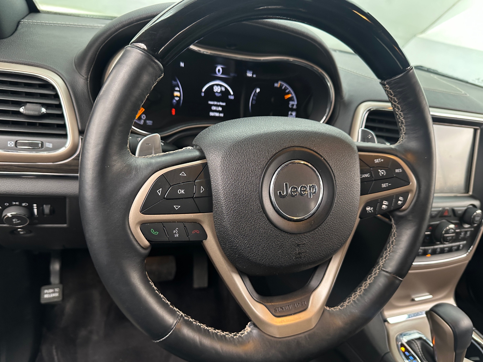 Thumbnail: 2017 Jeep Grand Cherokee - 4