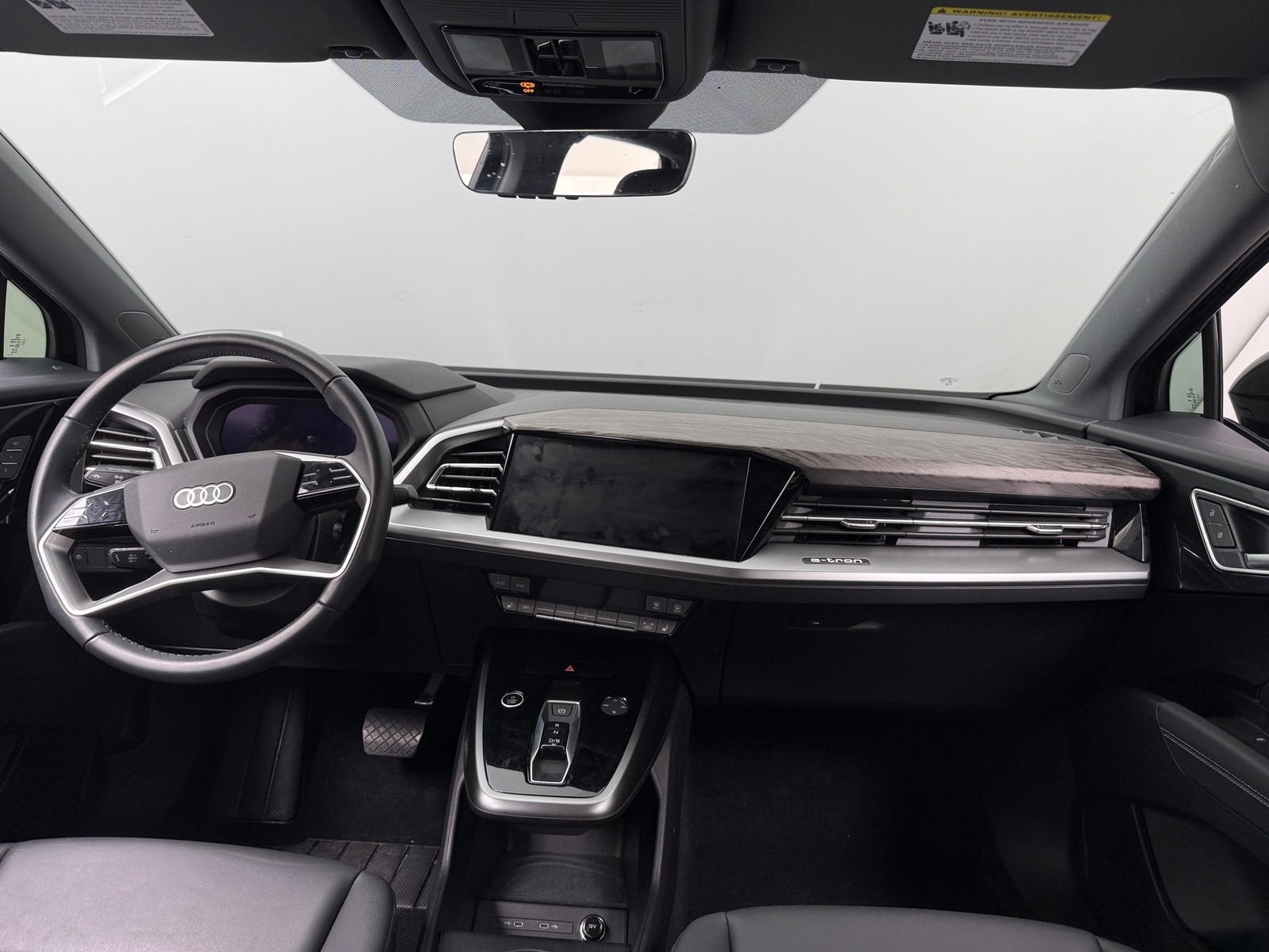 Thumbnail: 2024 Audi Q4 e-tron - 2