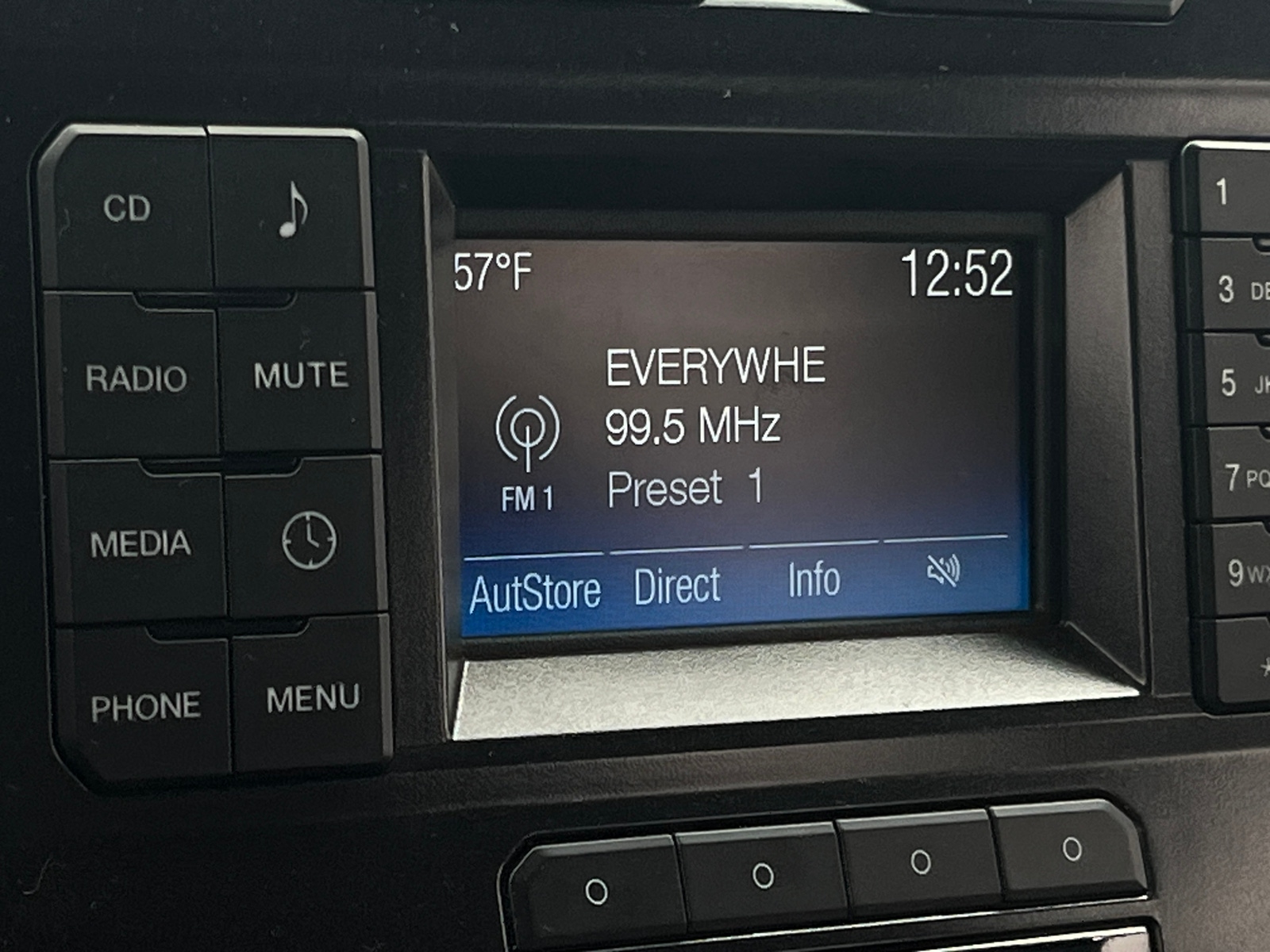 Thumbnail: 2015 Ford Econoline - 4