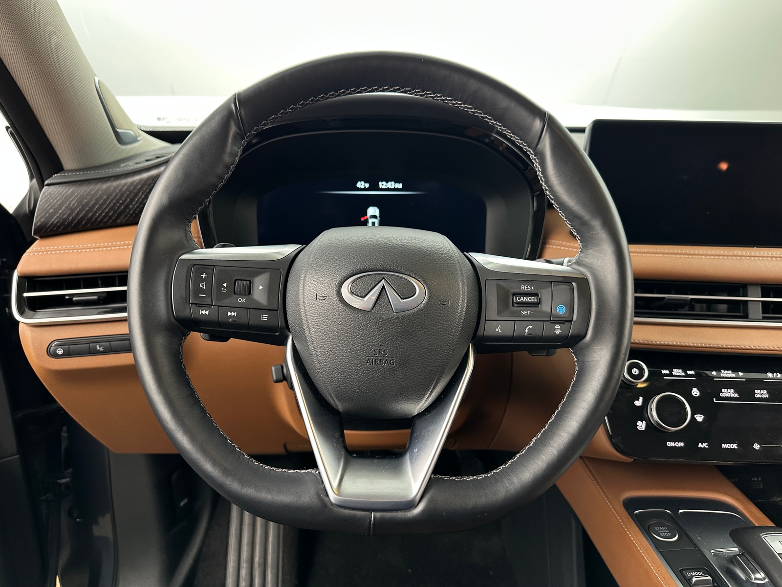 Thumbnail: 2025 INFINITI QX60 - 4