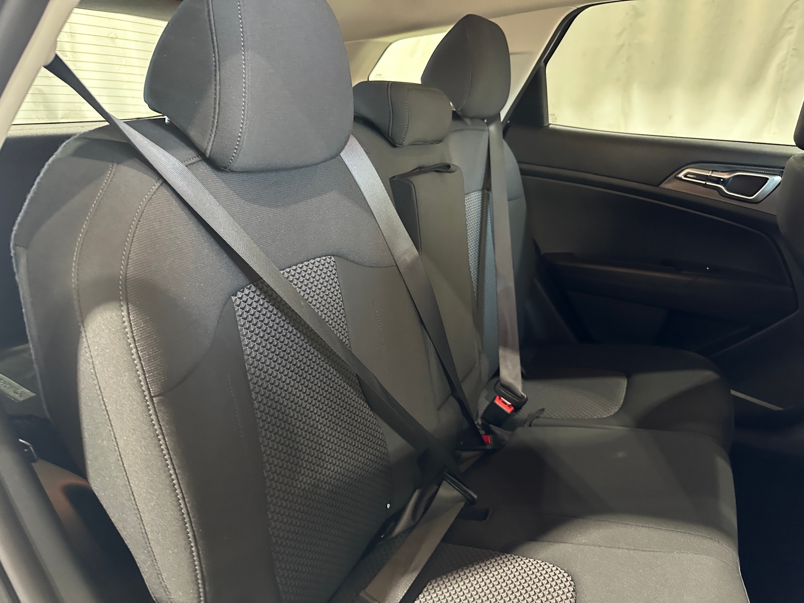 Thumbnail: 2023 Kia Sportage - 6