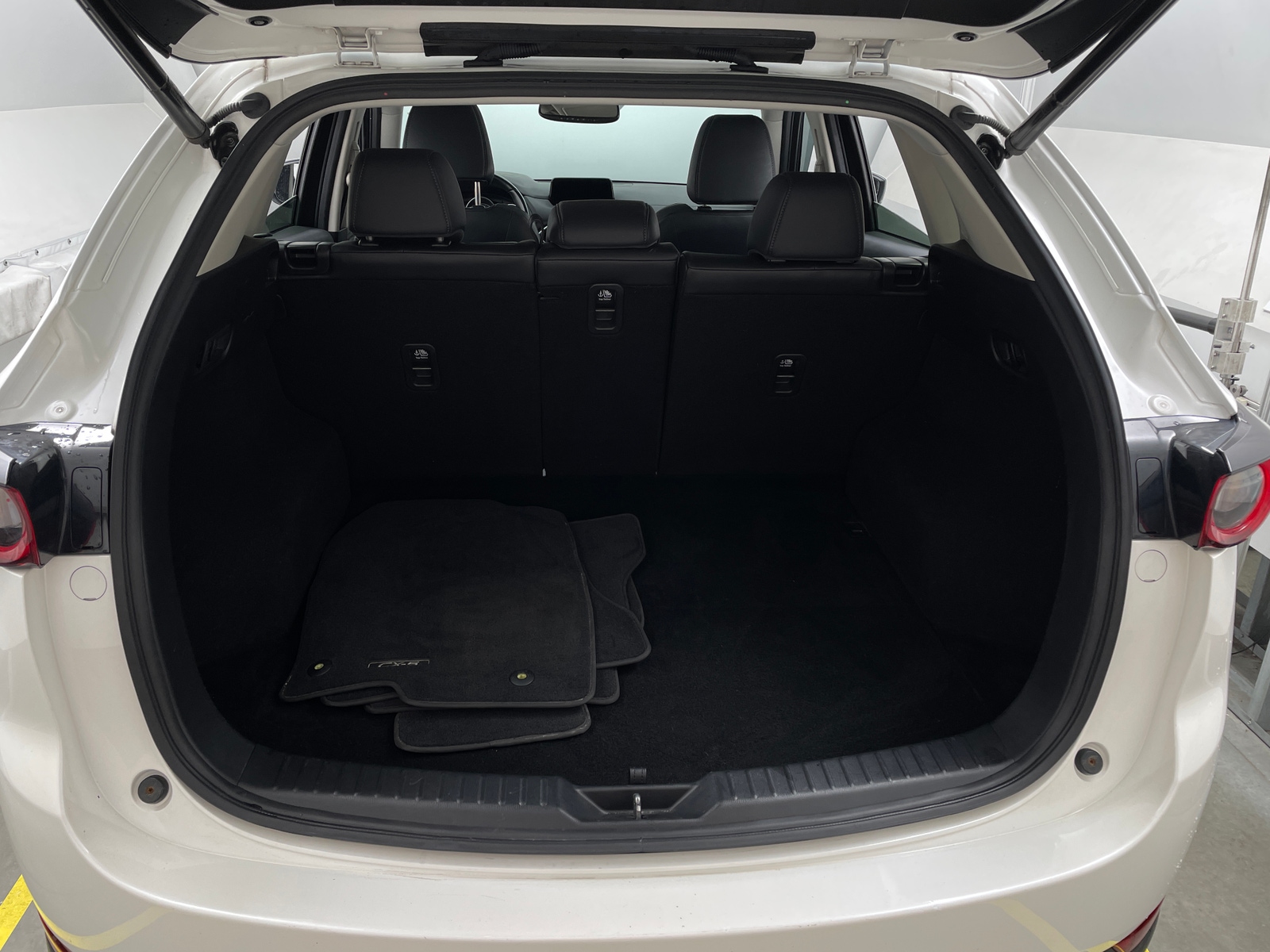 Thumbnail: 2018 Mazda CX-5 - 6