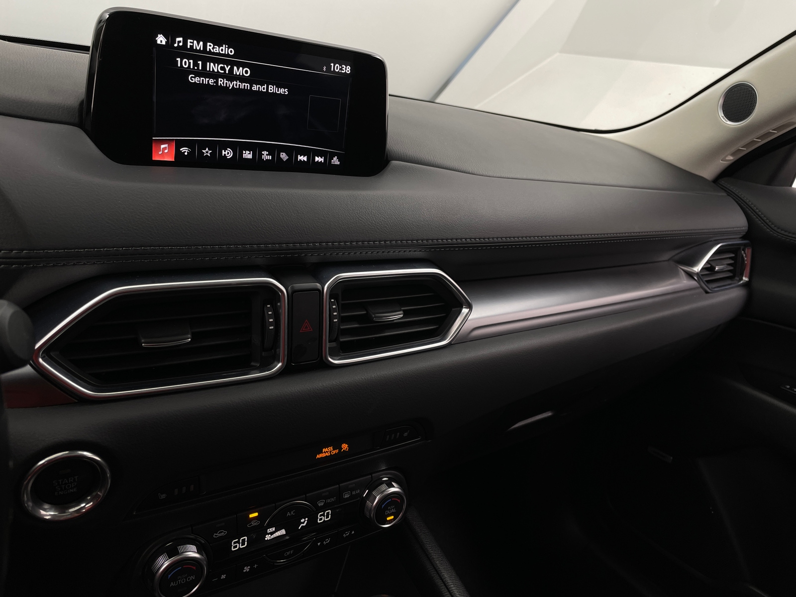 Thumbnail: 2018 Mazda CX-5 - 3