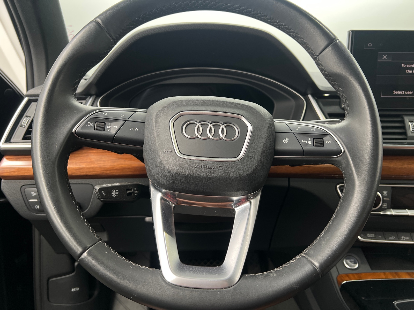 Thumbnail: 2023 Audi Q5 - 4