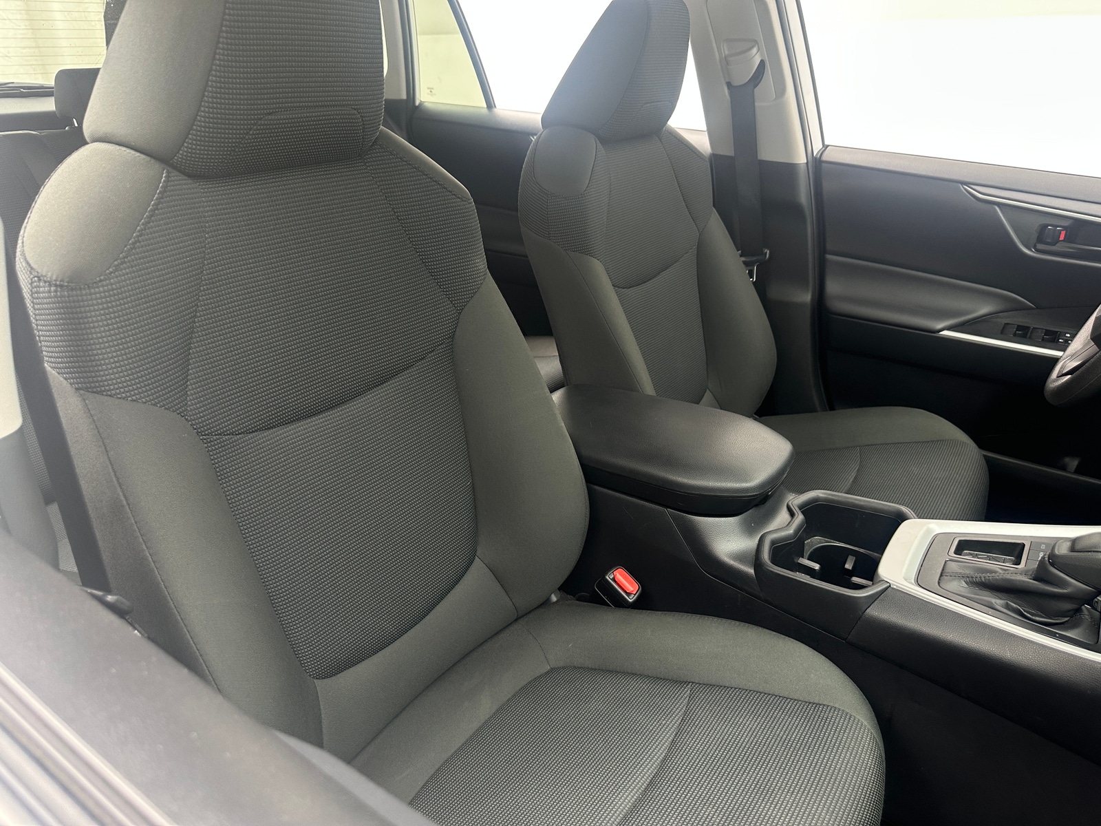 Thumbnail: 2025 Toyota RAV4 - 2