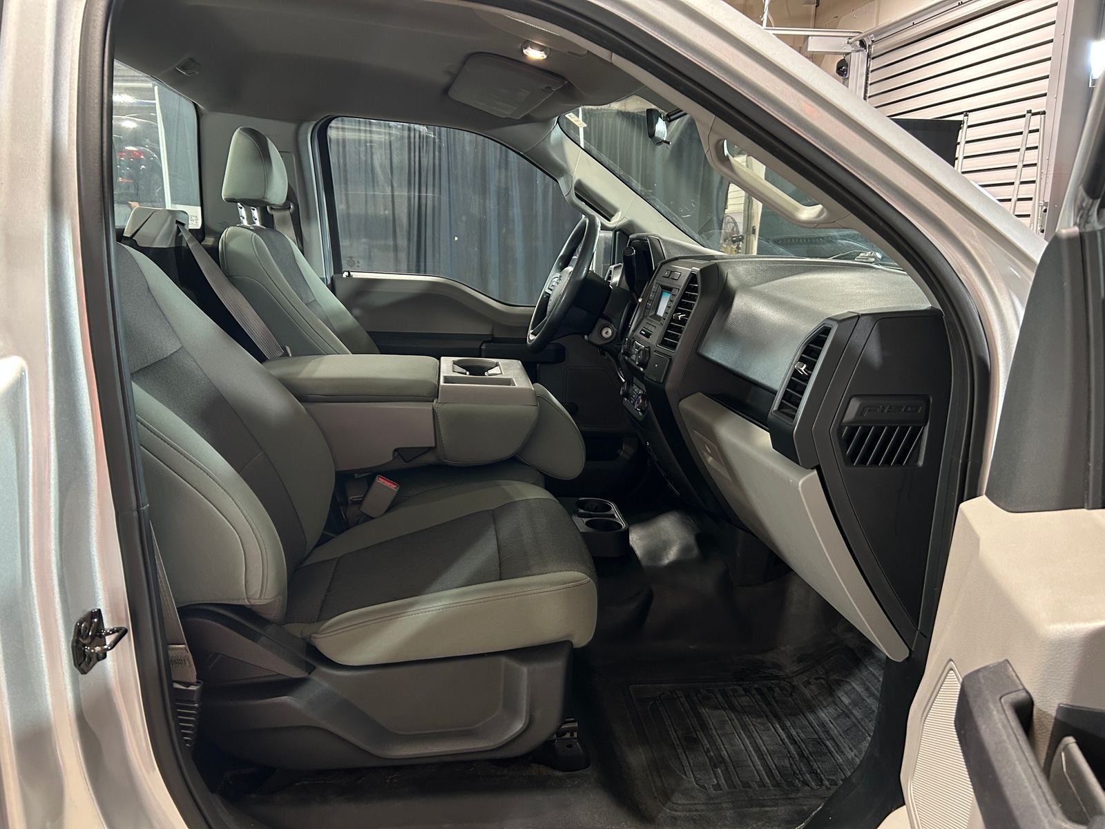 Thumbnail: 2016 Ford Econoline - 2