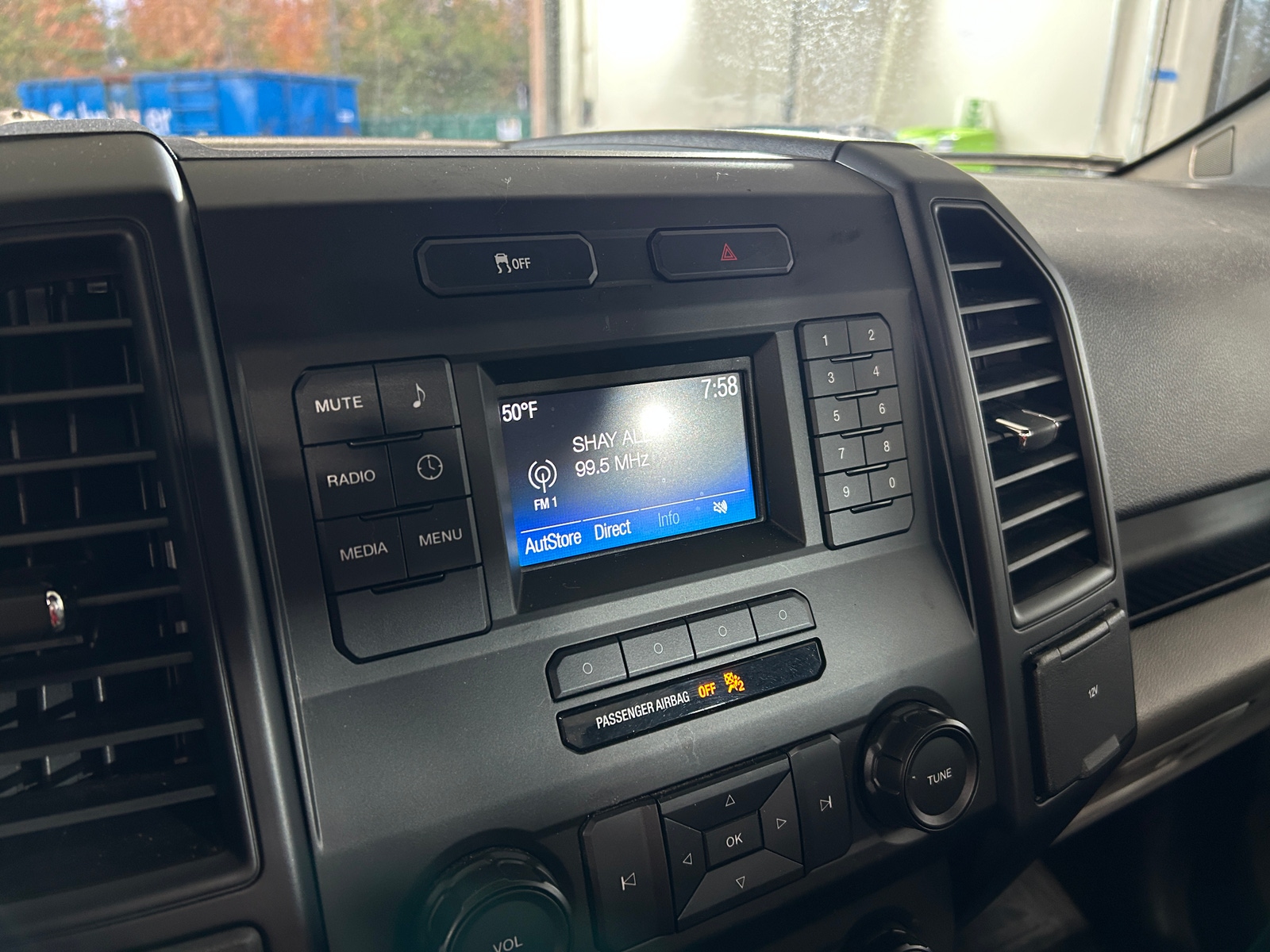 Thumbnail: 2016 Ford Econoline - 4