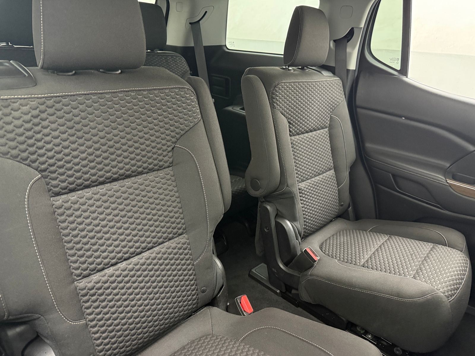 Thumbnail: 2017 GMC Acadia - 6