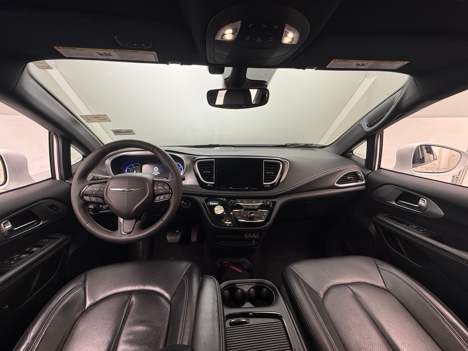 Thumbnail: 2022 Chrysler Pacifica - 2