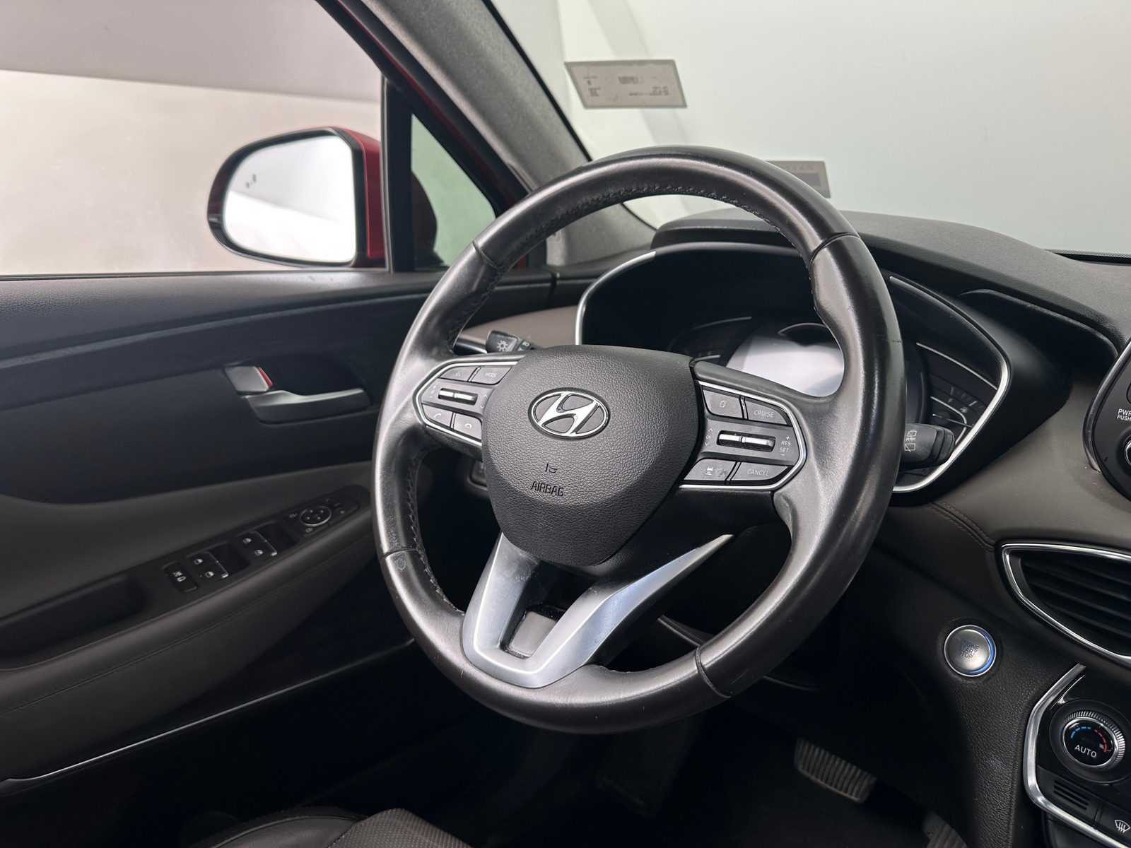 Thumbnail: 2020 Hyundai Santa Fe - 4