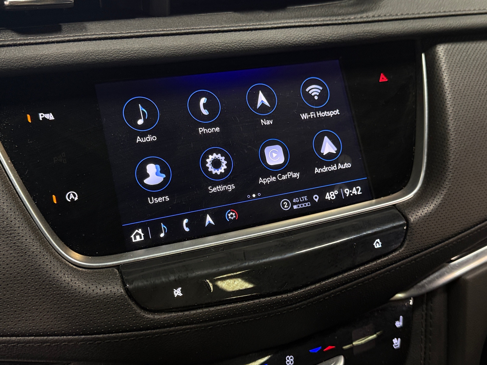 Thumbnail: 2025 Cadillac XT5 - 3