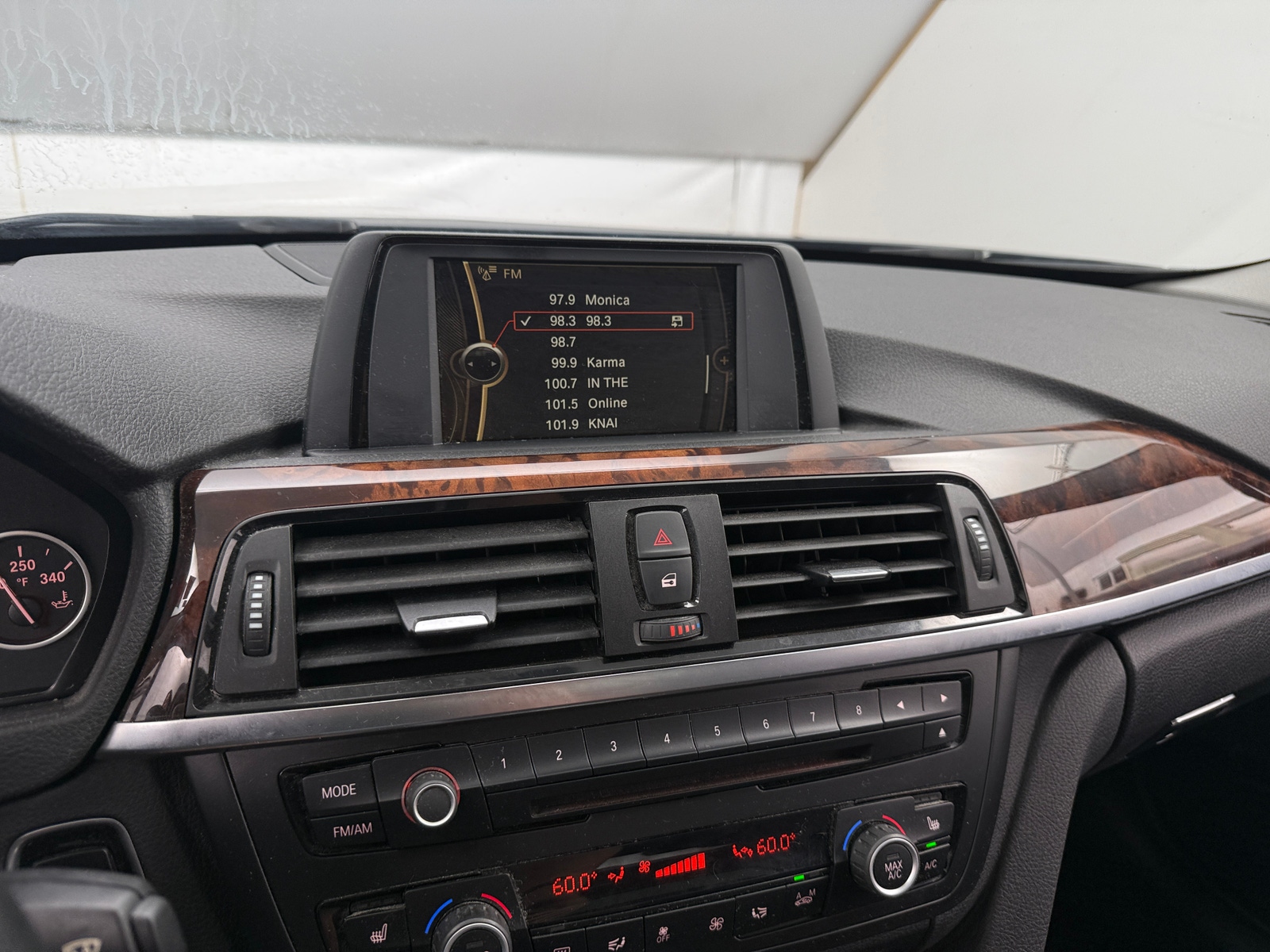 Thumbnail: 2014 BMW 3 Series - 3