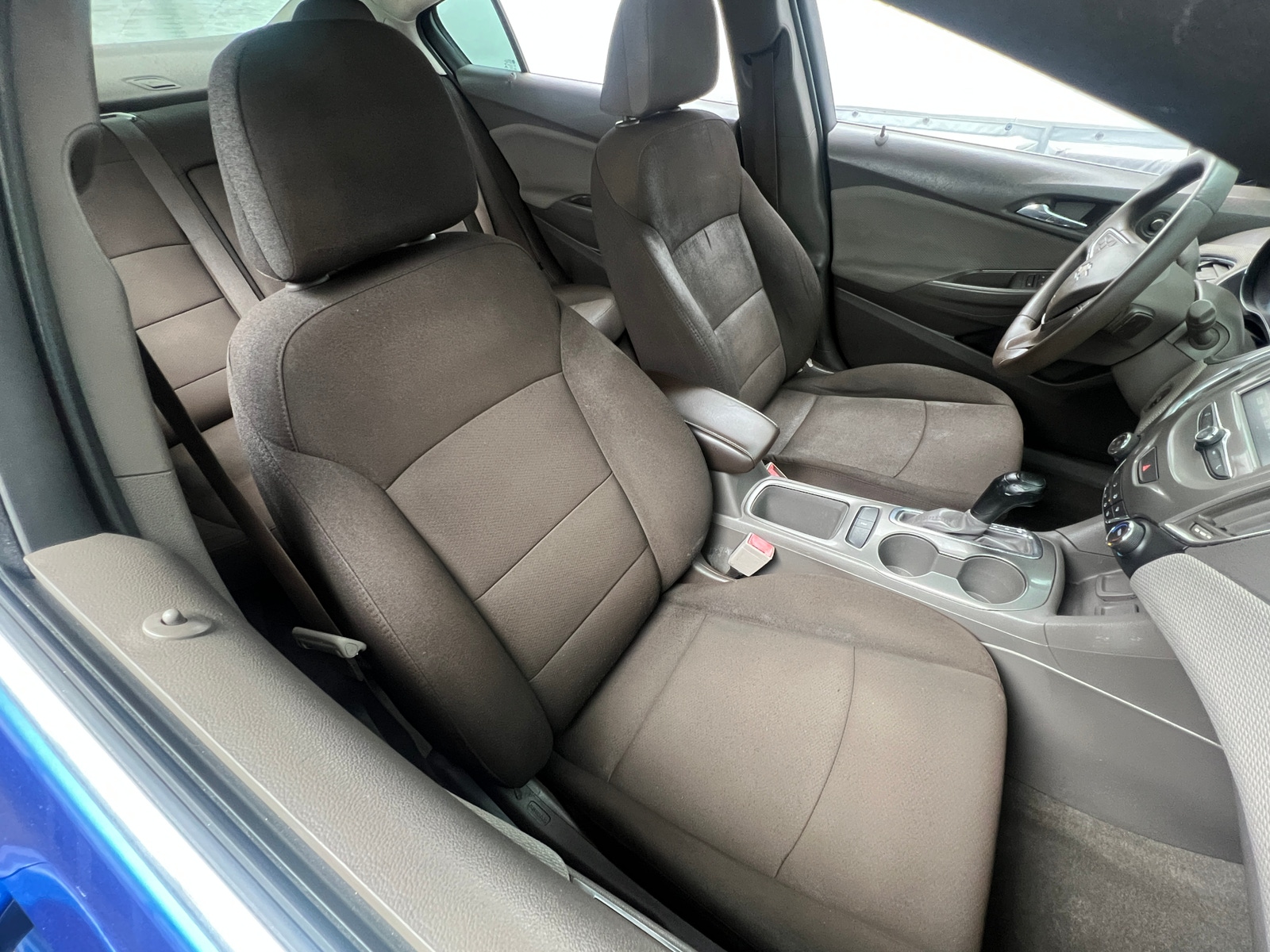 Thumbnail: 2017 Chevrolet Cruze - 2