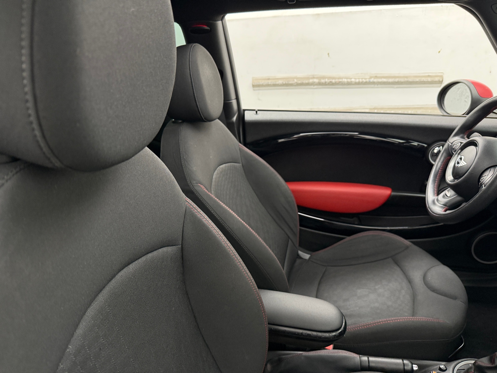 Thumbnail: 2013 MINI Cooper Hardtop - 2