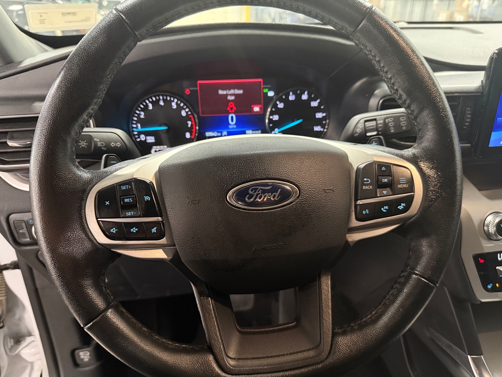 Thumbnail: 2020 Ford Explorer - 5