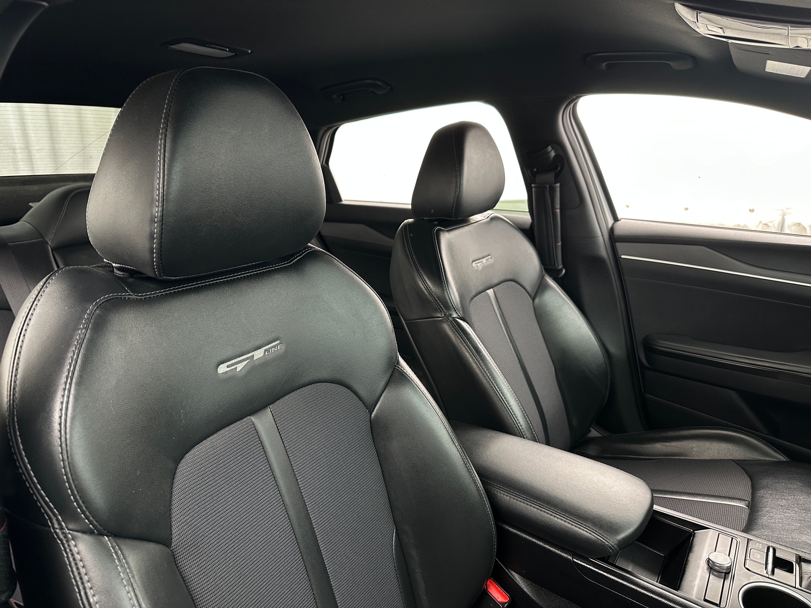 Thumbnail: 2021 Kia K5 - 2