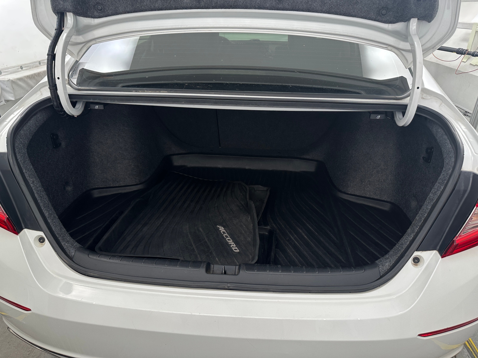 Thumbnail: 2018 Honda Accord - 6