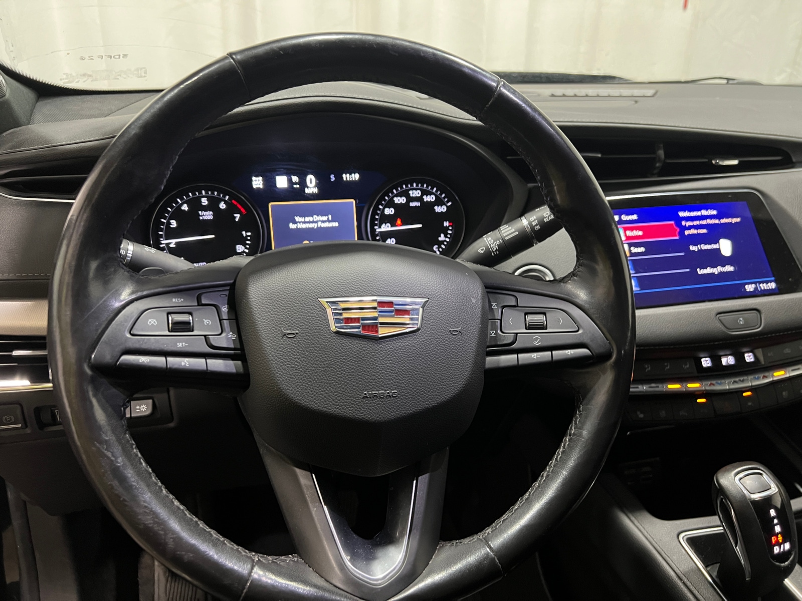 Thumbnail: 2019 Cadillac XT4 - 4