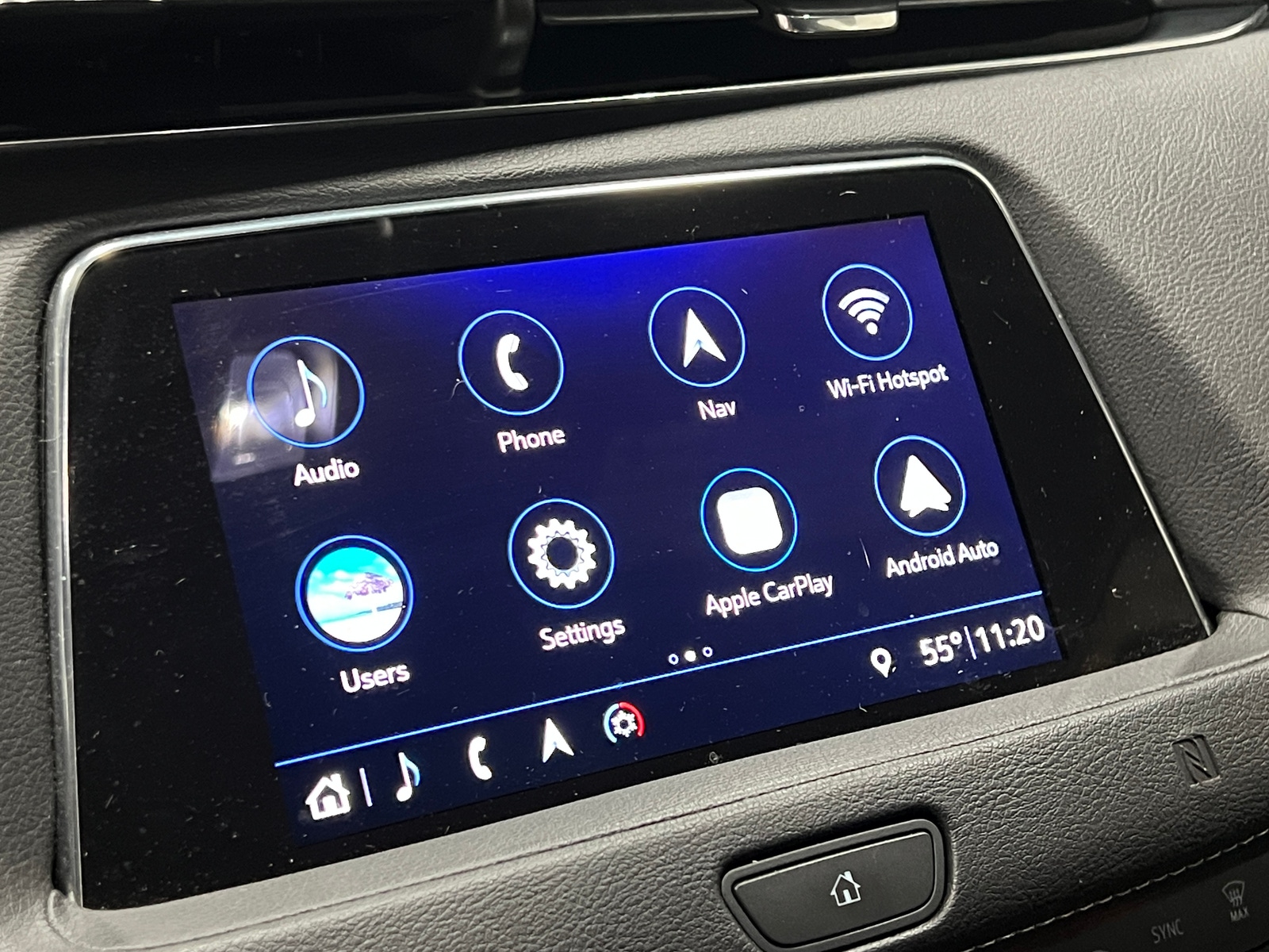 Thumbnail: 2019 Cadillac XT4 - 3