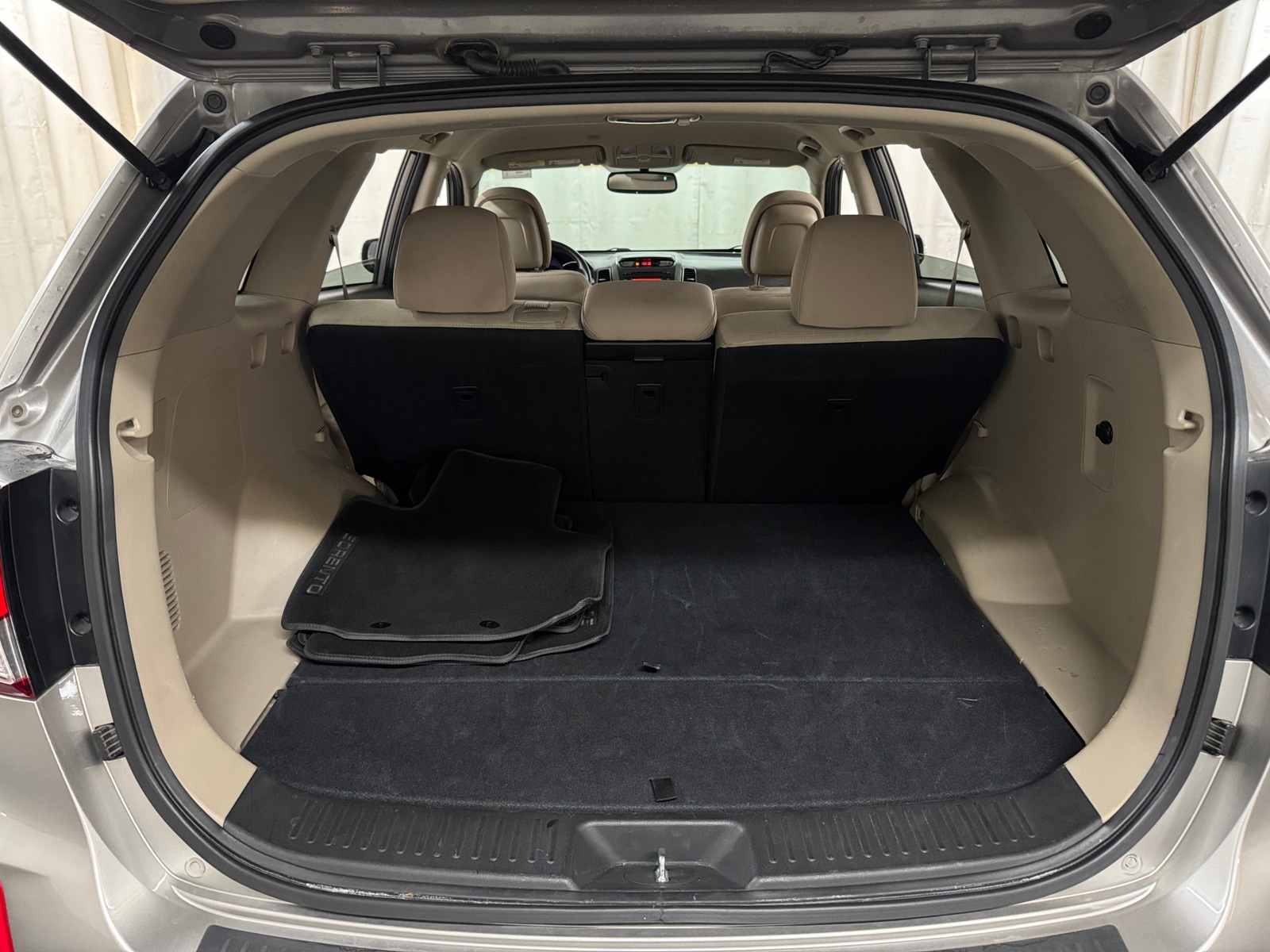 Thumbnail: 2014 Kia Sorento - 7