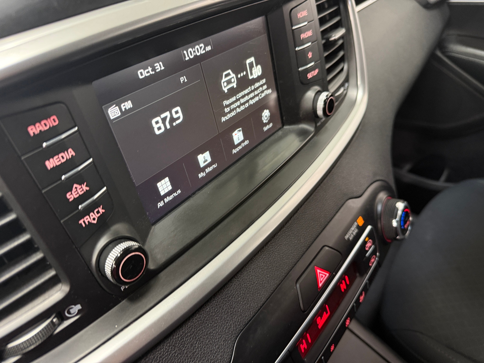 Thumbnail: 2019 Kia Sorento - 4