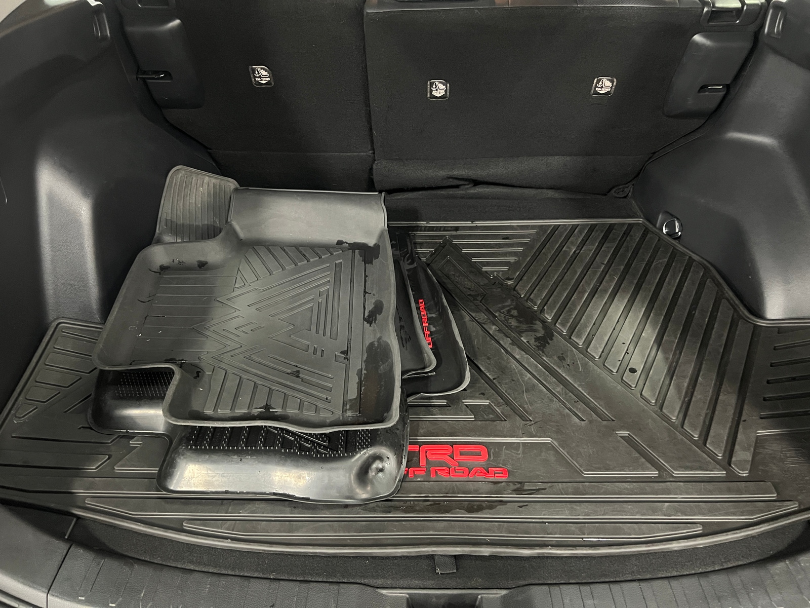 Thumbnail: 2020 Toyota RAV4 - 7