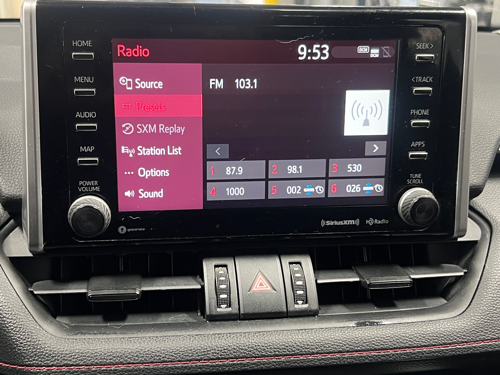 Thumbnail: 2020 Toyota RAV4 - 4