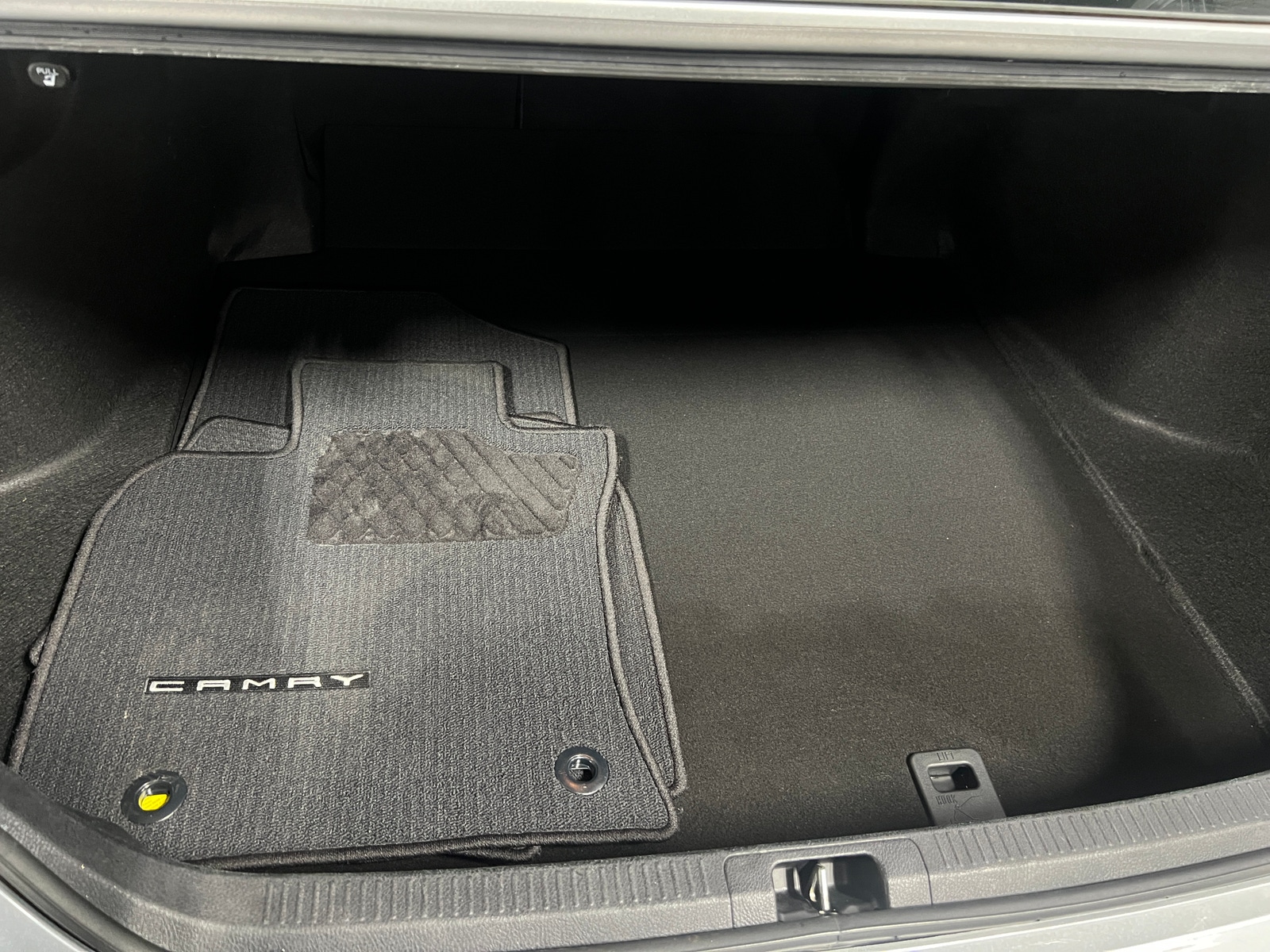 Thumbnail: 2020 Toyota Camry - 7