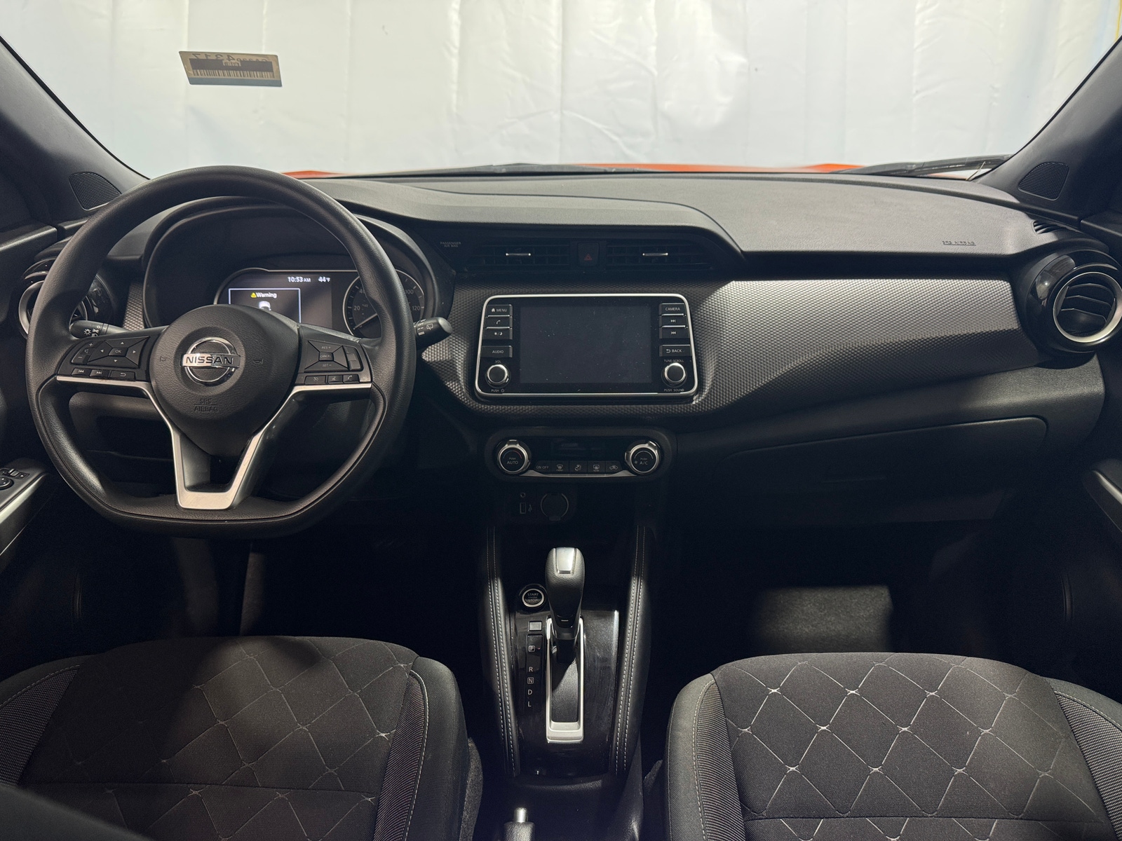 Thumbnail: 2020 Nissan Kicks - 3