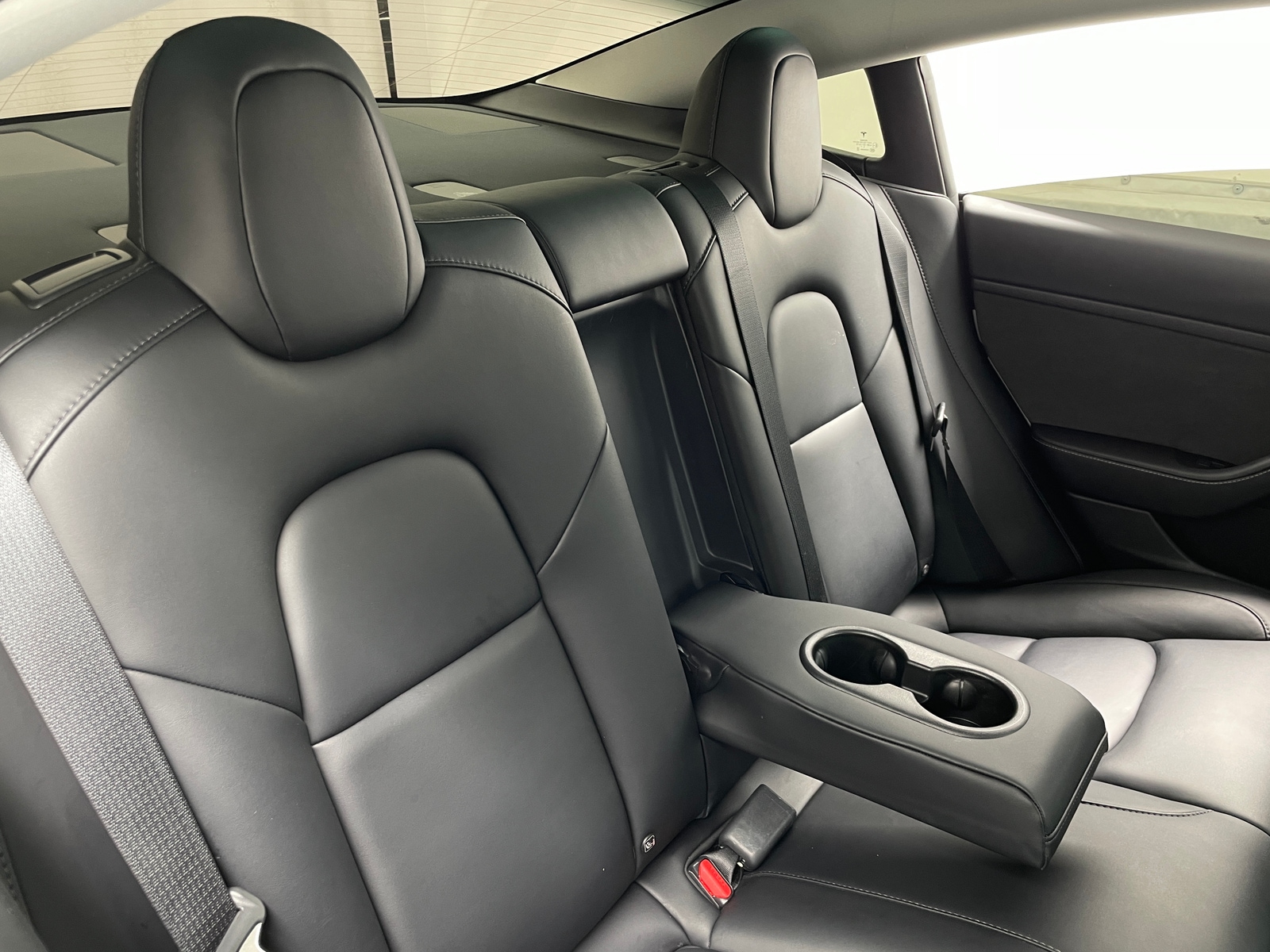 Thumbnail: 2022 Tesla Model 3 - 5