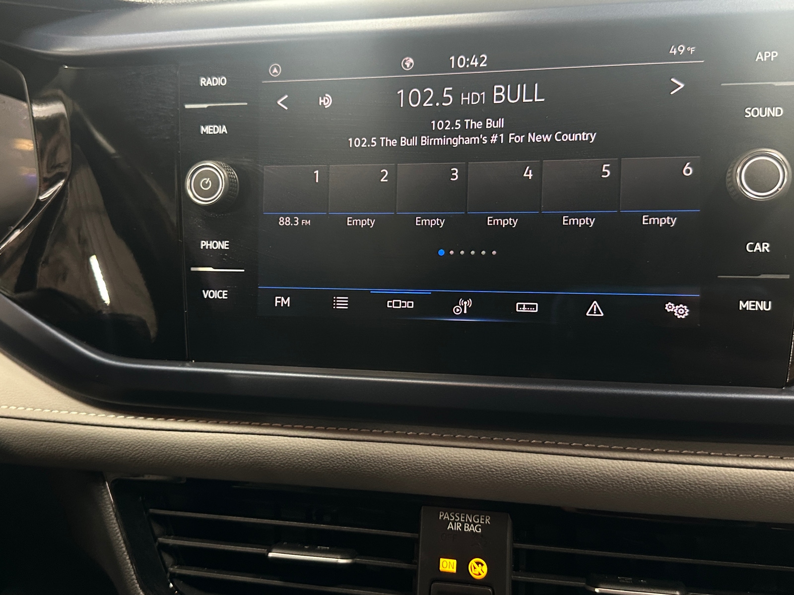 Thumbnail: 2024 Volkswagen Taos - 3