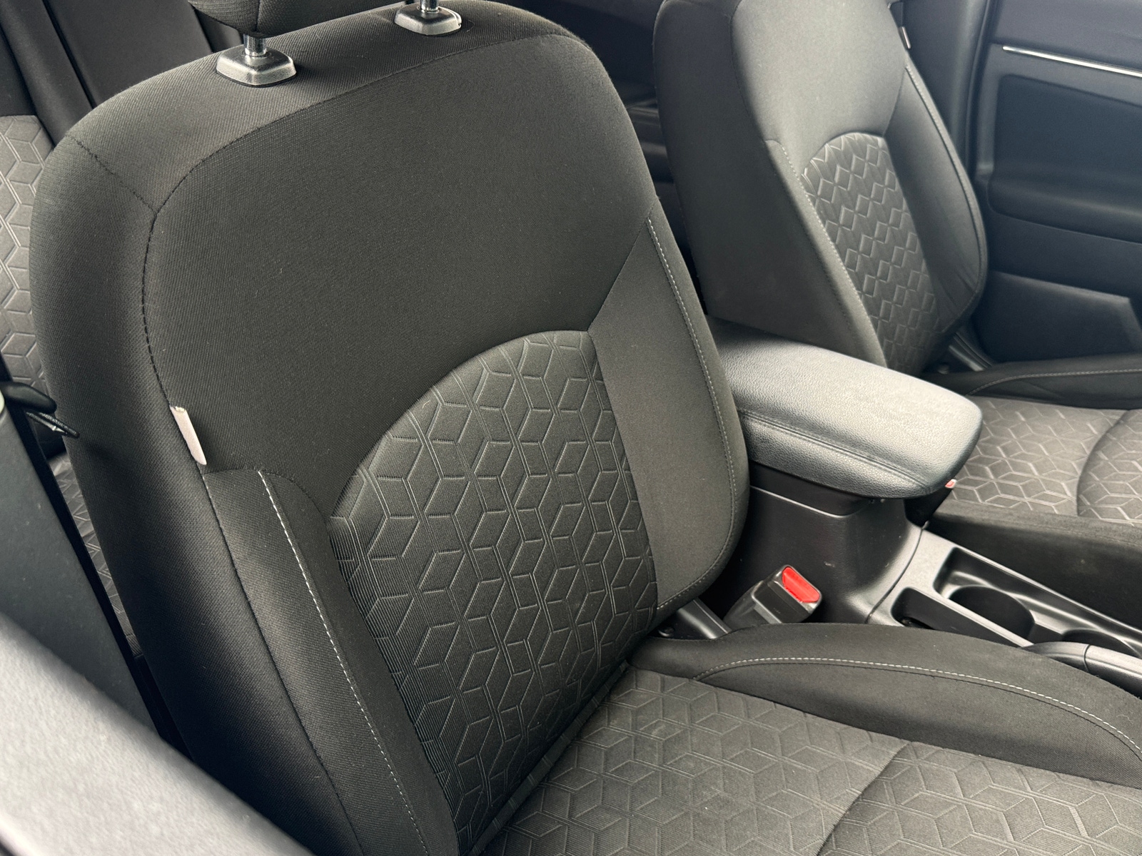 Thumbnail: 2020 Mitsubishi Outlander Sport - 2