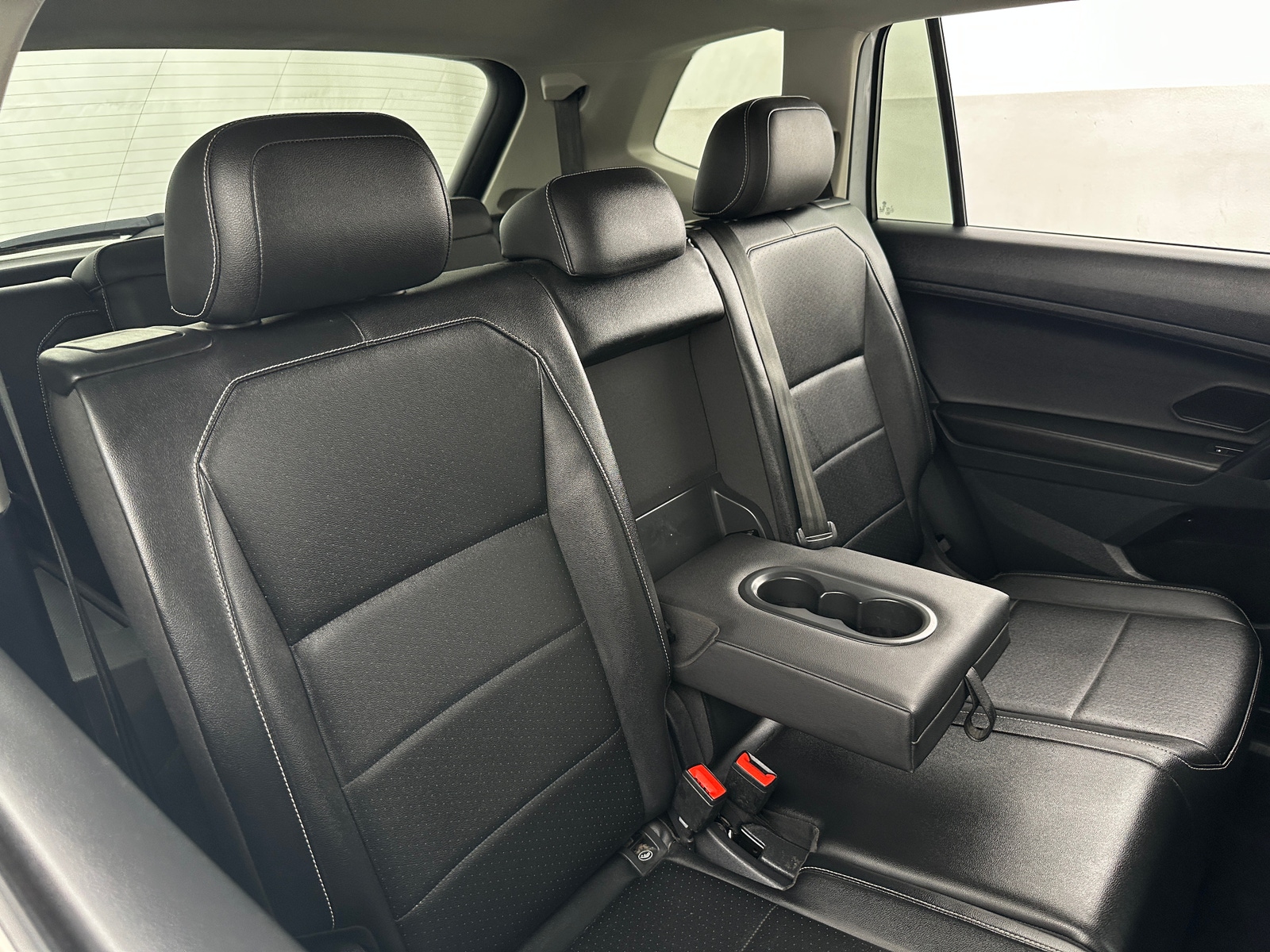 Thumbnail: 2021 Volkswagen Tiguan - 5