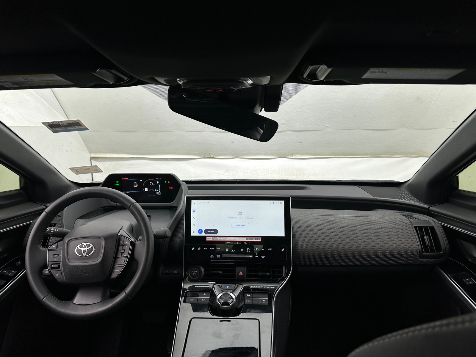 Thumbnail: 2025 Toyota bZ4X - 2