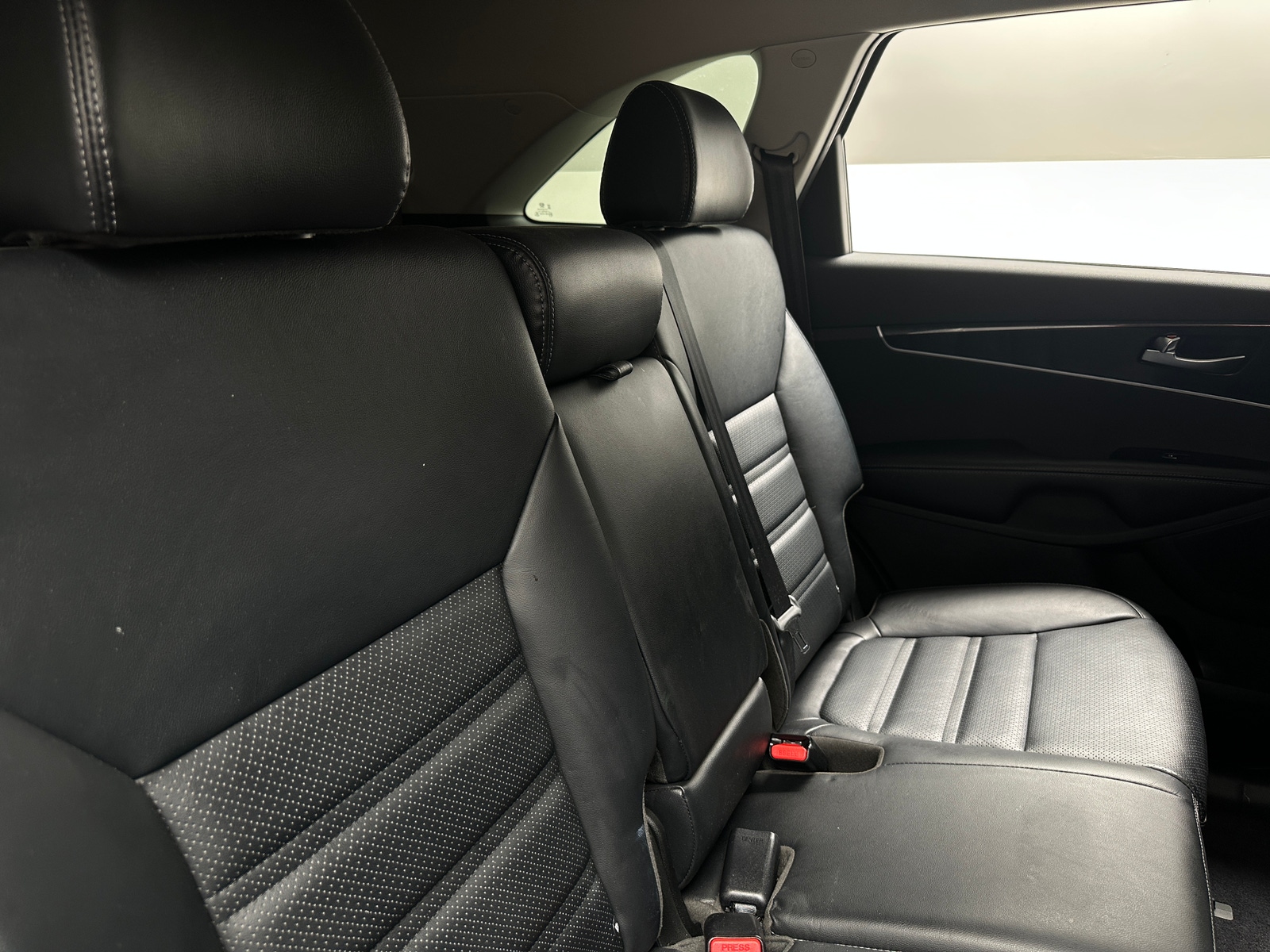 Thumbnail: 2019 Kia Sorento - 5